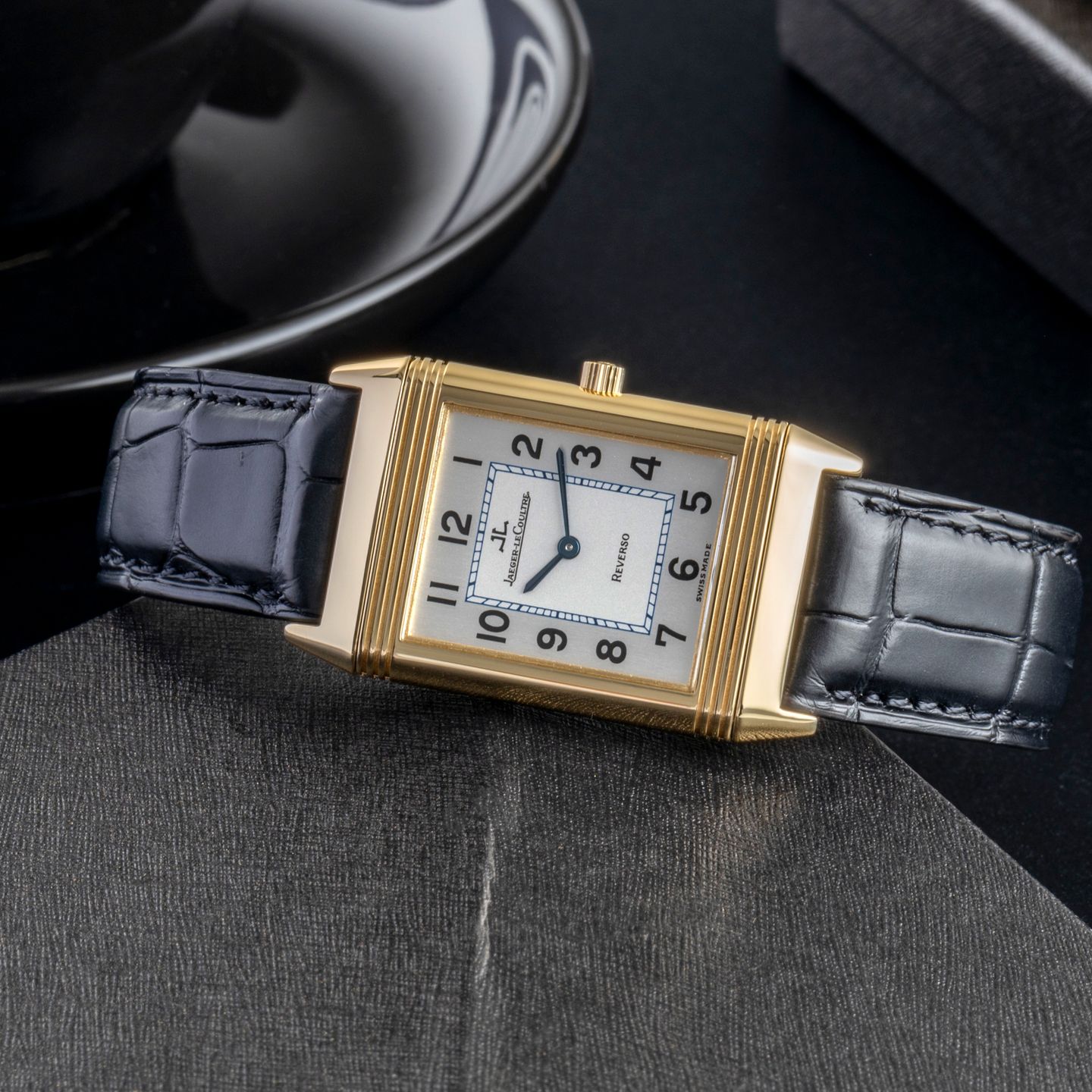 Jaeger-LeCoultre Reverso Classique Q2501420 - (2/8)