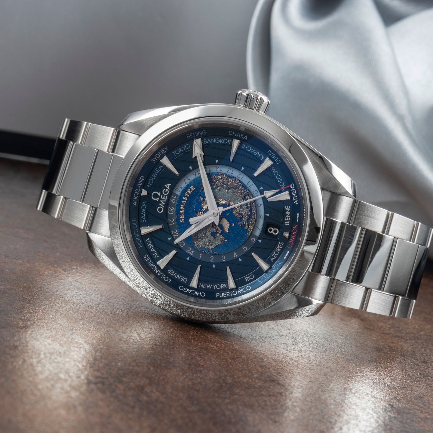 Omega Seamaster Aqua Terra 220.10.43.22.03.001 - (2/8)