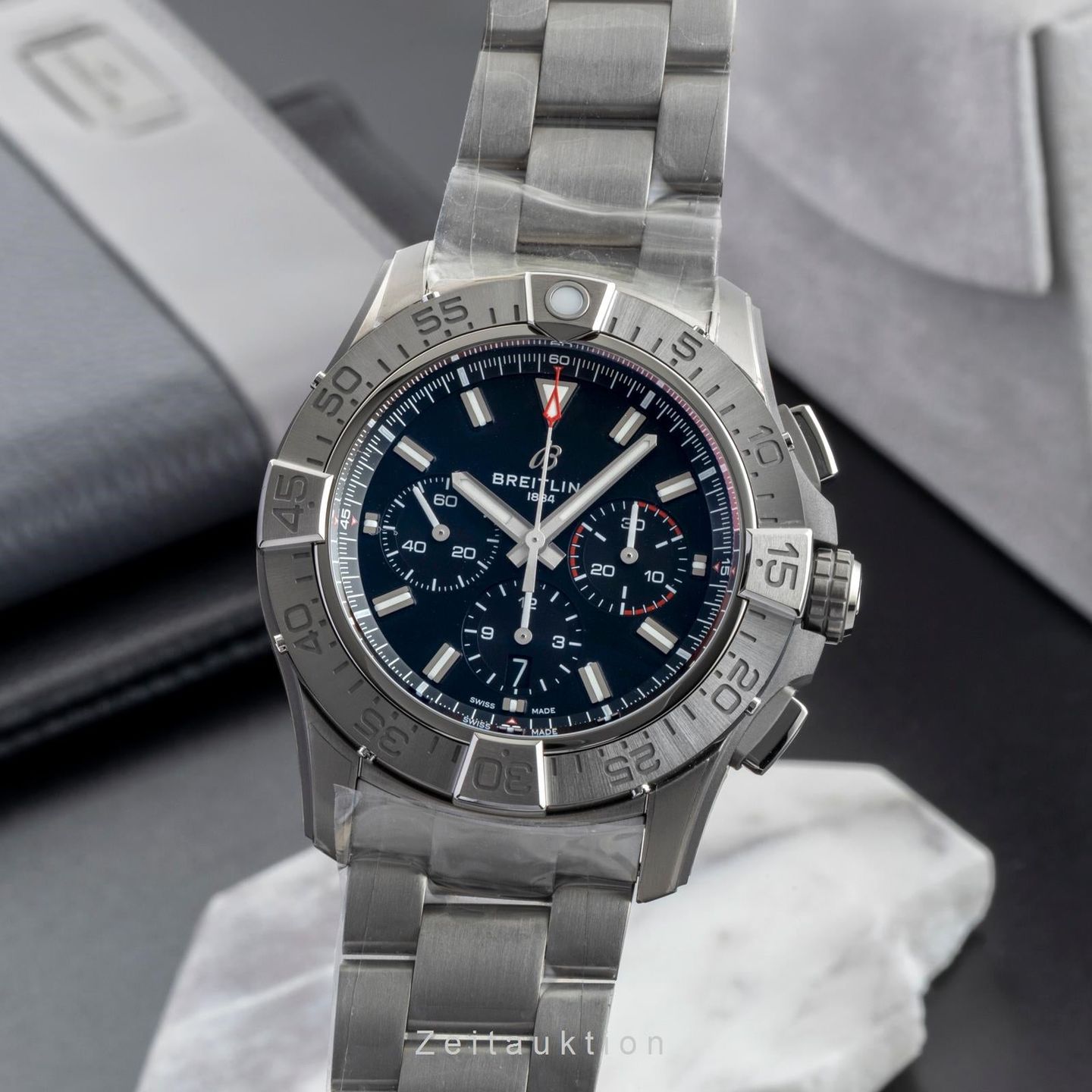 Breitling Super Avenger EB0148101B1E1 - (1/8)