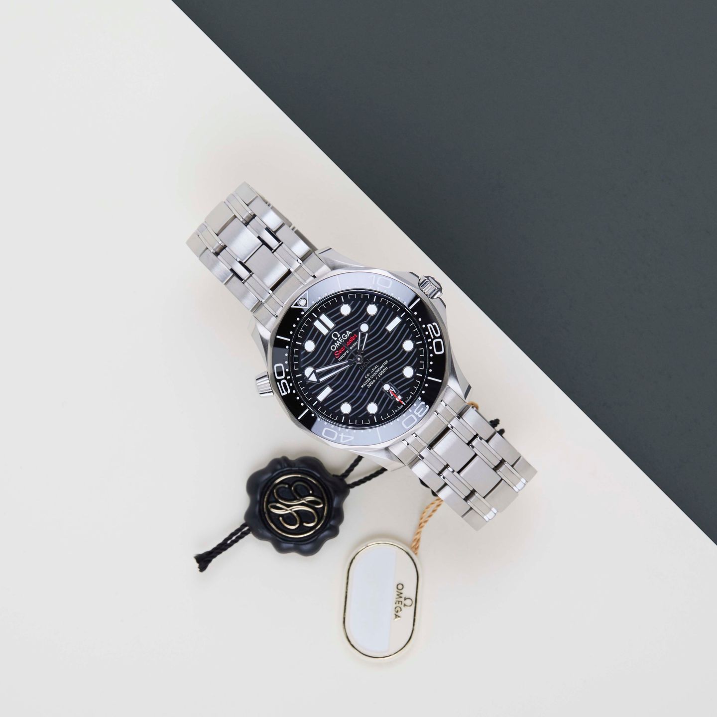 Omega Seamaster Diver 300 M 210.30.42.20.01.001 - (2/8)