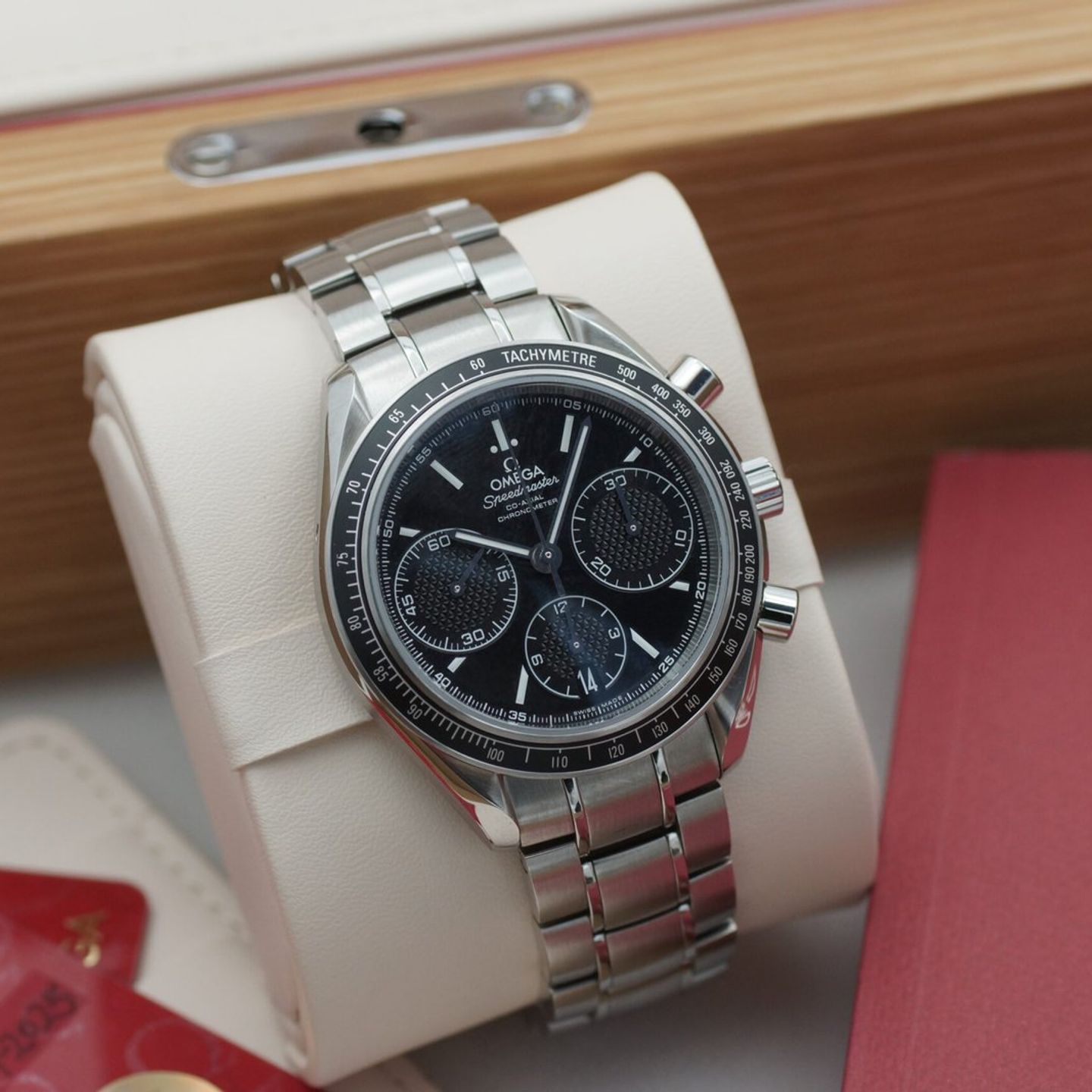 Omega Speedmaster Racing 326.30.40.50.01.001 (2025) - Zwart wijzerplaat 40mm Staal (1/8)