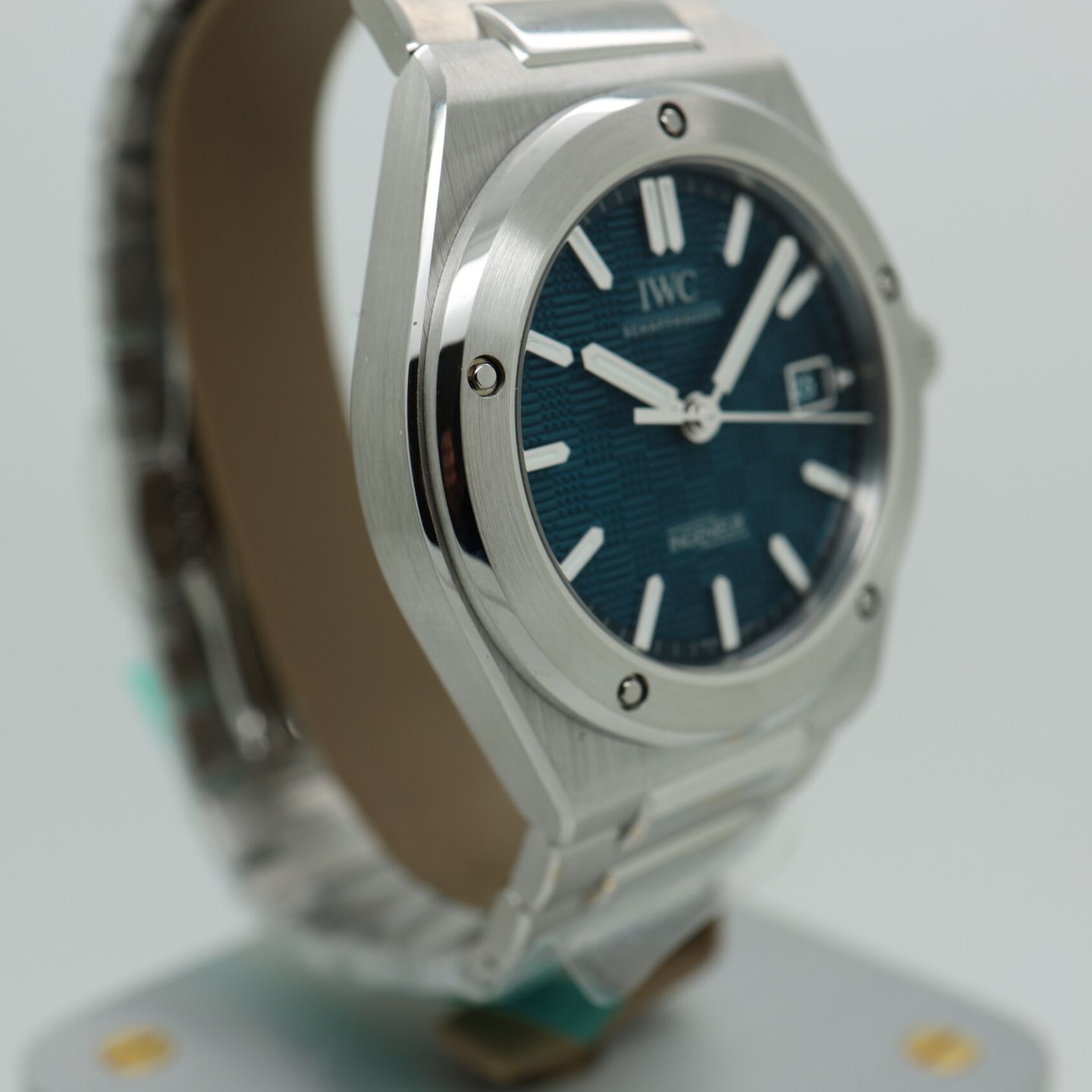 IWC Ingenieur Automatic IW328903 (2025) - Blue dial 40 mm Steel case (5/8)