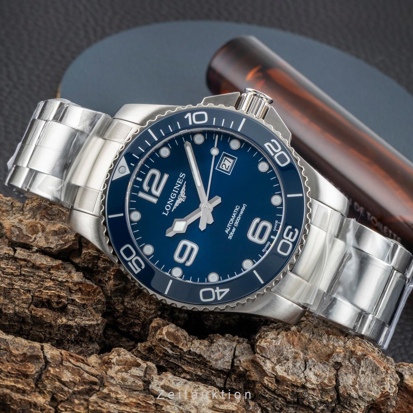 Longines HydroConquest L3.782.4.96.6 (Onbekend (willekeurig serienummer)) - Blauw wijzerplaat 43mm Staal (2/8)