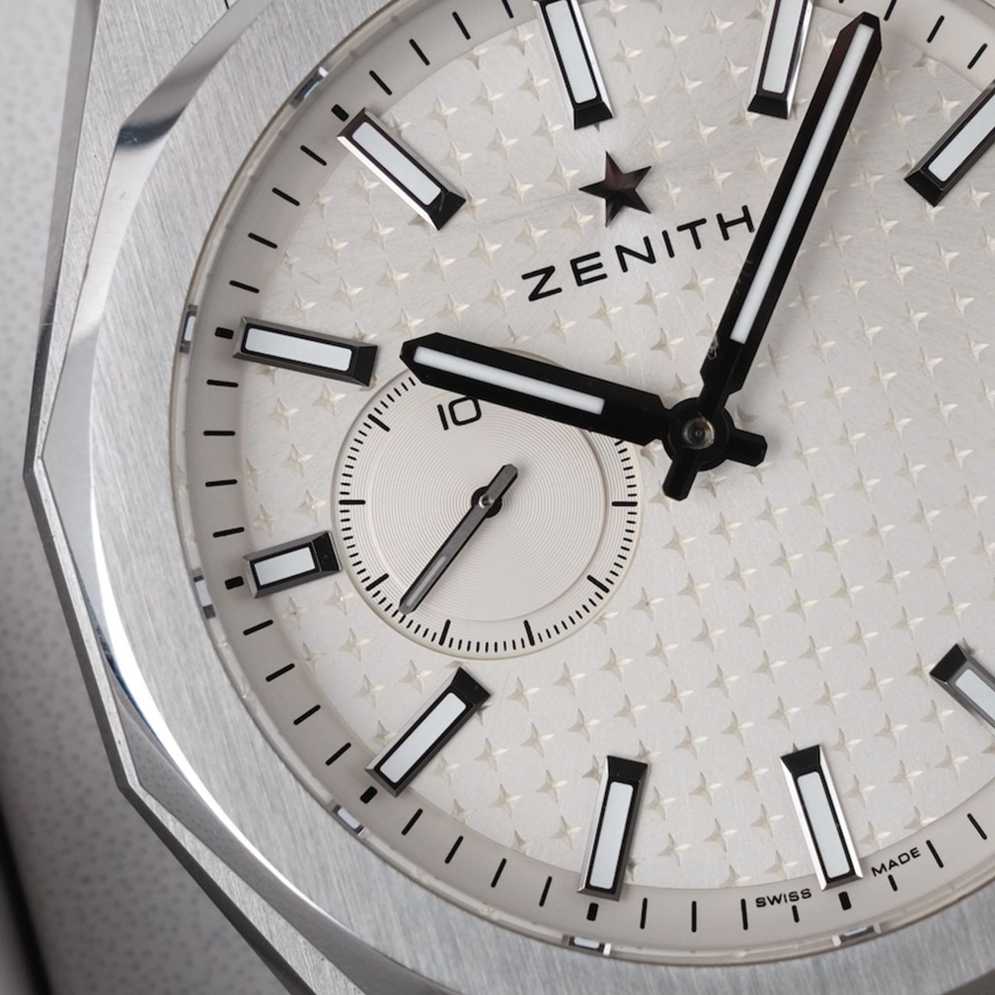 Zenith Defy Skyline 03.9300.3620/01.I001 - (4/8)