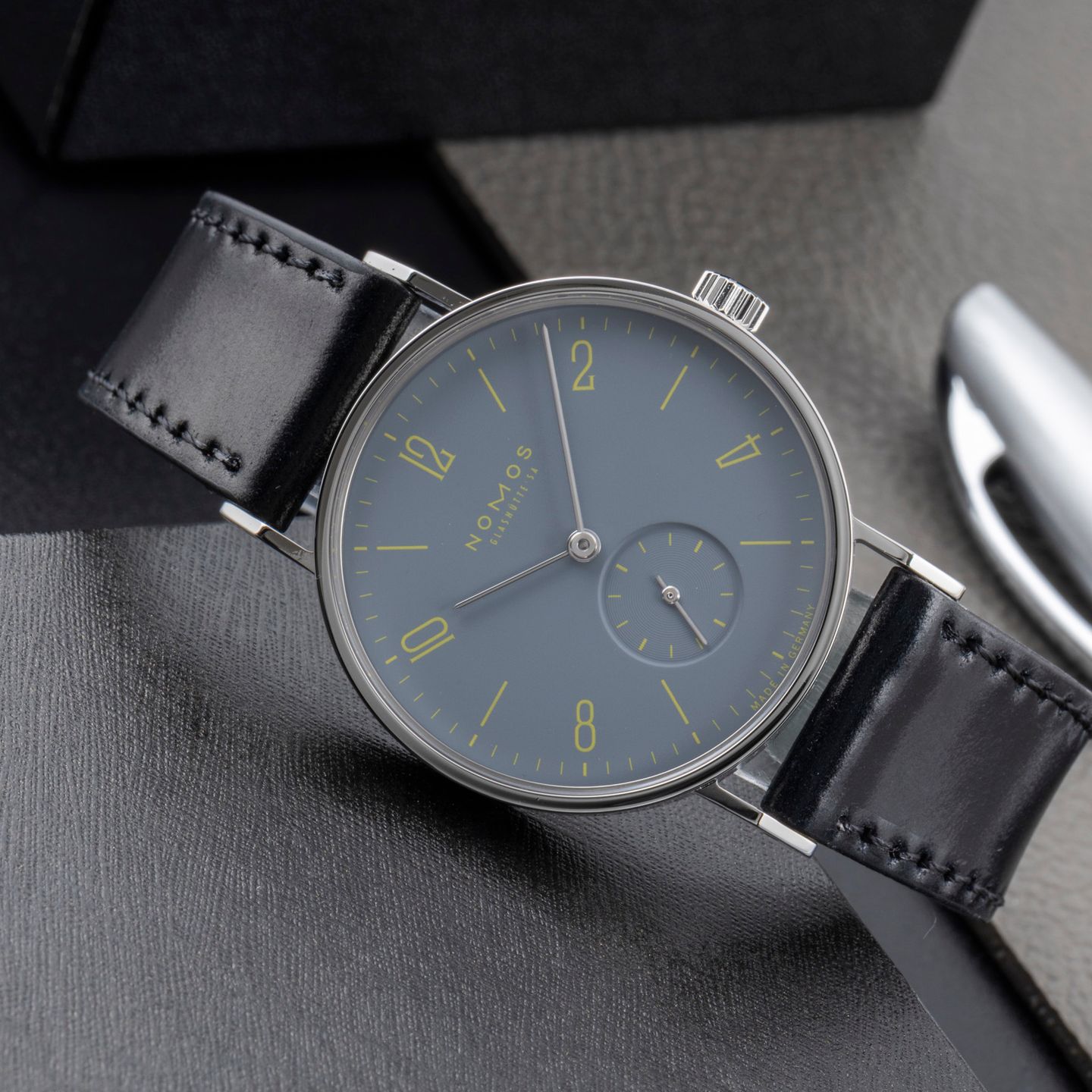 NOMOS Tangente 179.S16 (Unknown (random serial)) - Grey dial 38 mm Steel case (2/8)