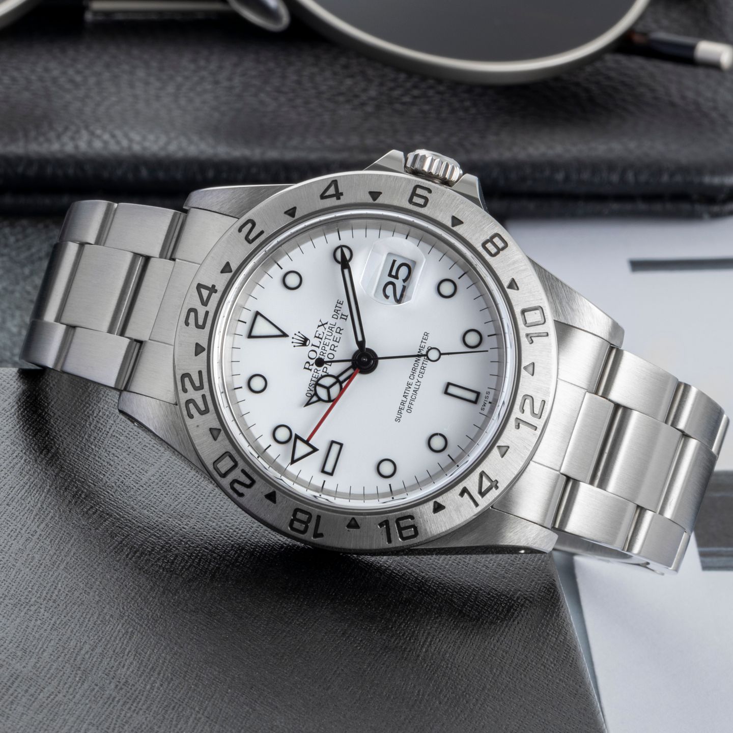 Rolex Explorer II 16570 (Unknown (random serial)) - 40 mm Steel case (2/8)