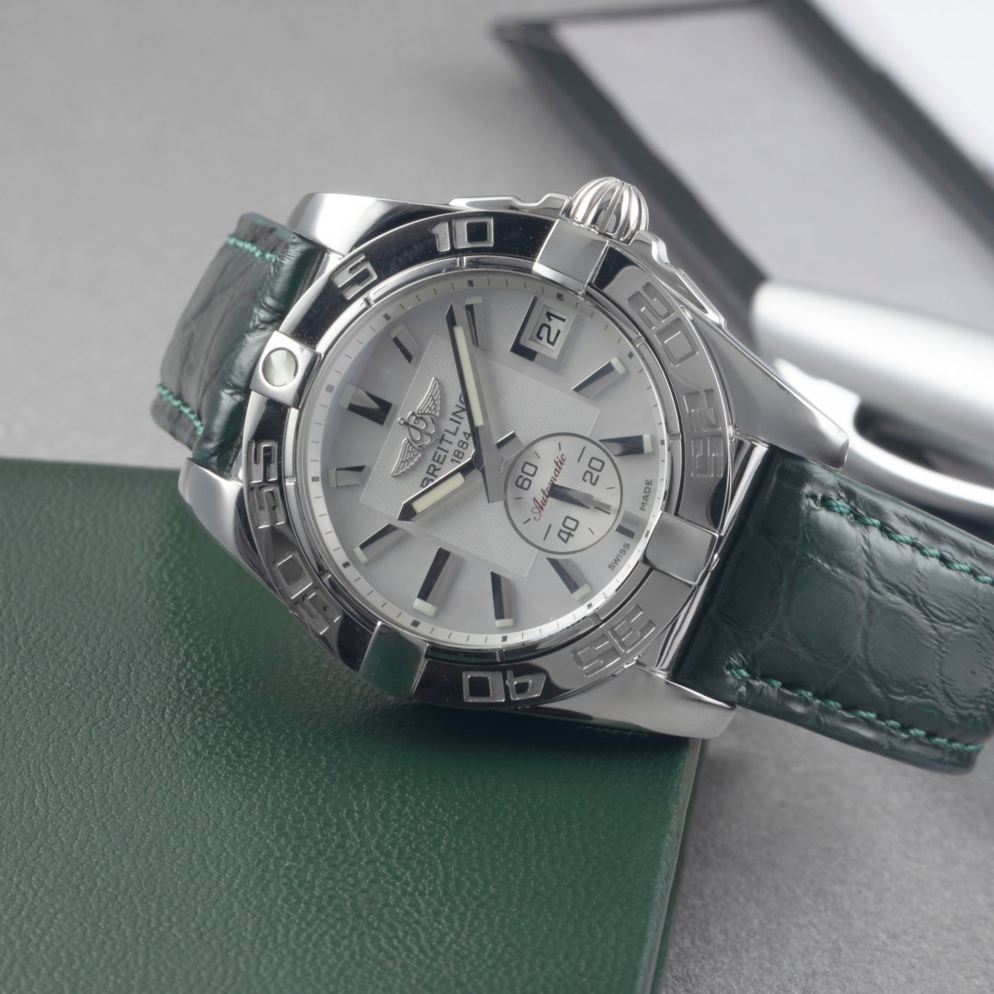 Breitling Galactic 36 A37330 (2012) - Wit wijzerplaat 36mm Staal (2/8)