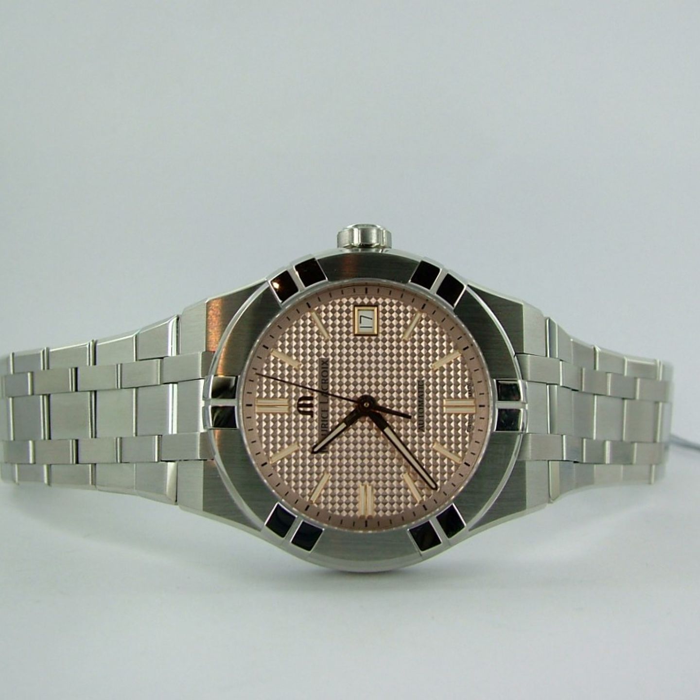 Maurice Lacroix Aikon - (2022) - Pink dial 39 mm Steel case (1/7)