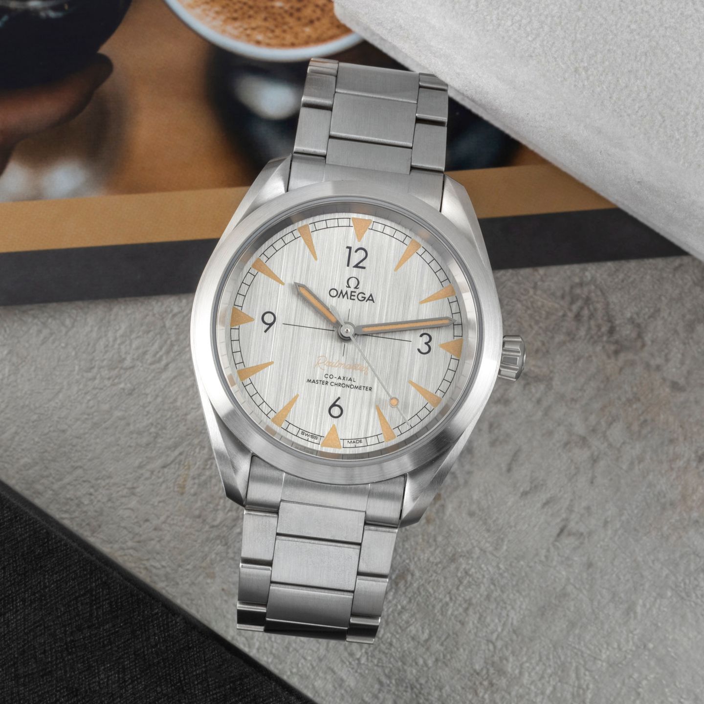 Omega Seamaster Railmaster 220.10.40.20.06.001 - (1/8)