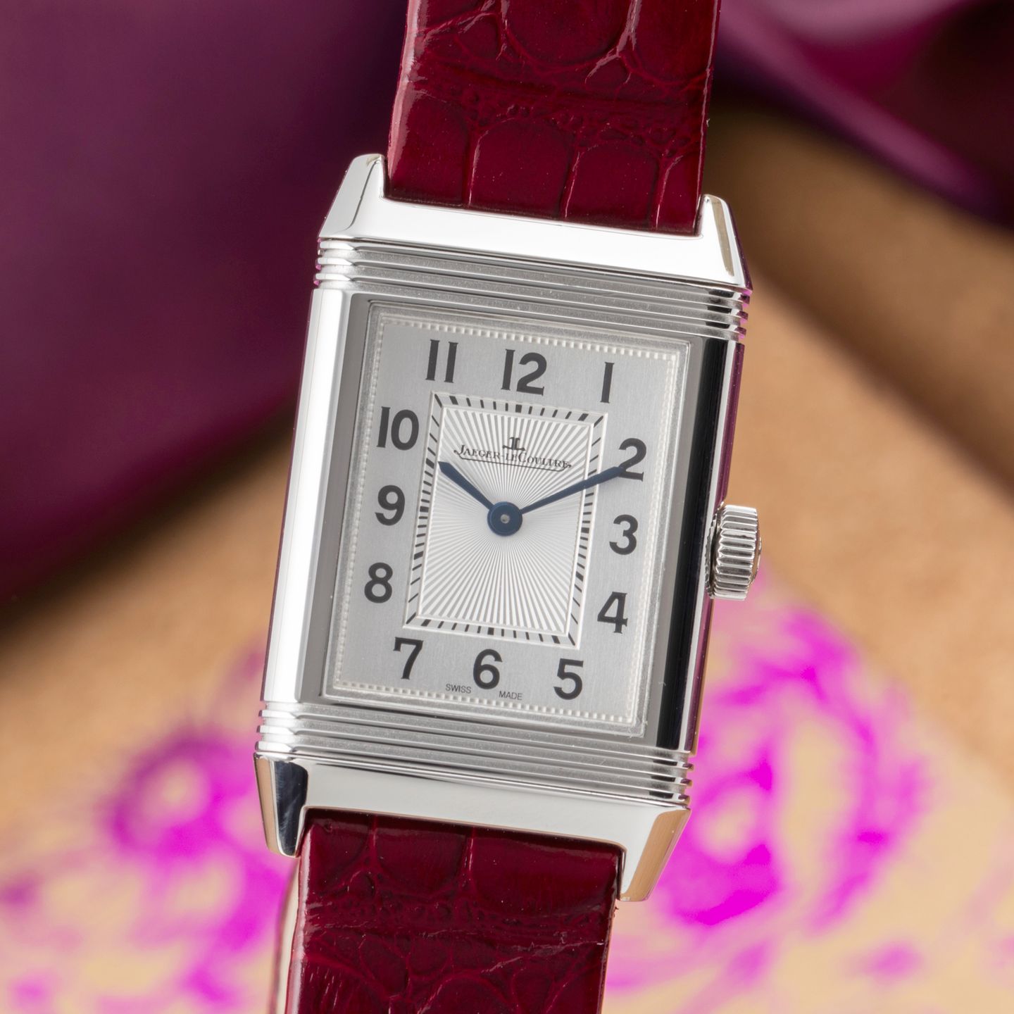 Jaeger-LeCoultre Reverso Classic Small Q2618430 - (3/8)