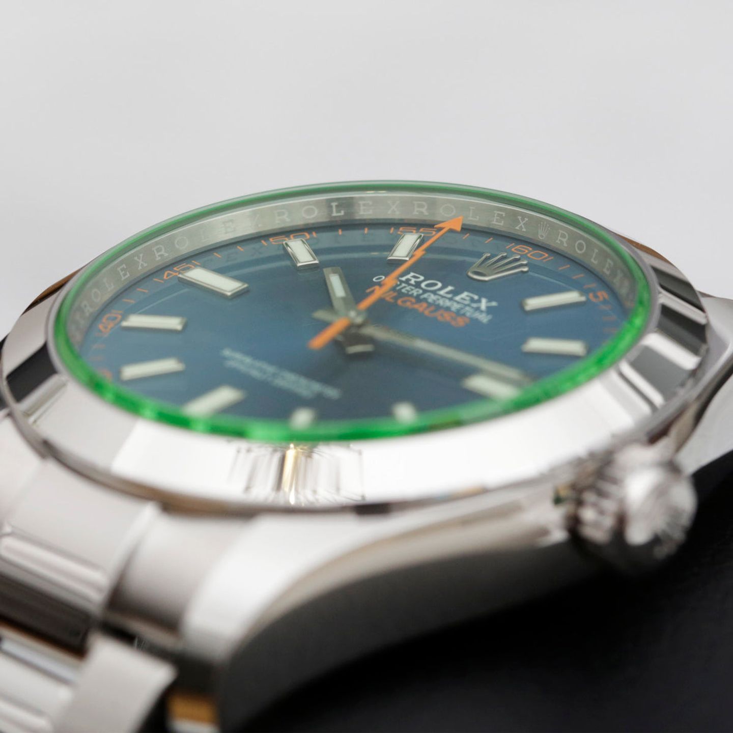 Rolex Milgauss 116400GV - (4/8)