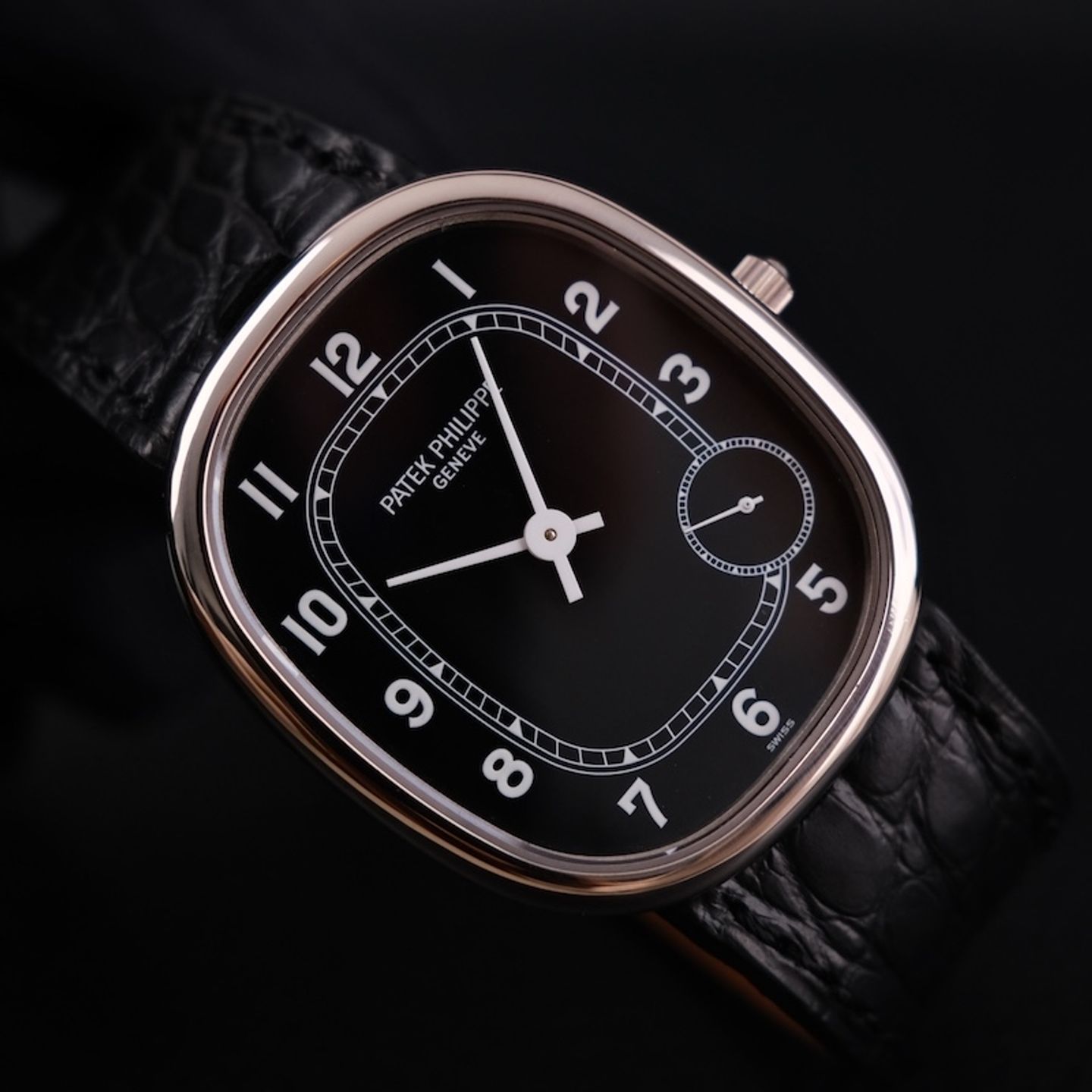 Patek Philippe Golden Ellipse 5738/1R-001 (Onbekend (willekeurig serienummer)) - Zwart wijzerplaat 35mm Roségoud (3/8)