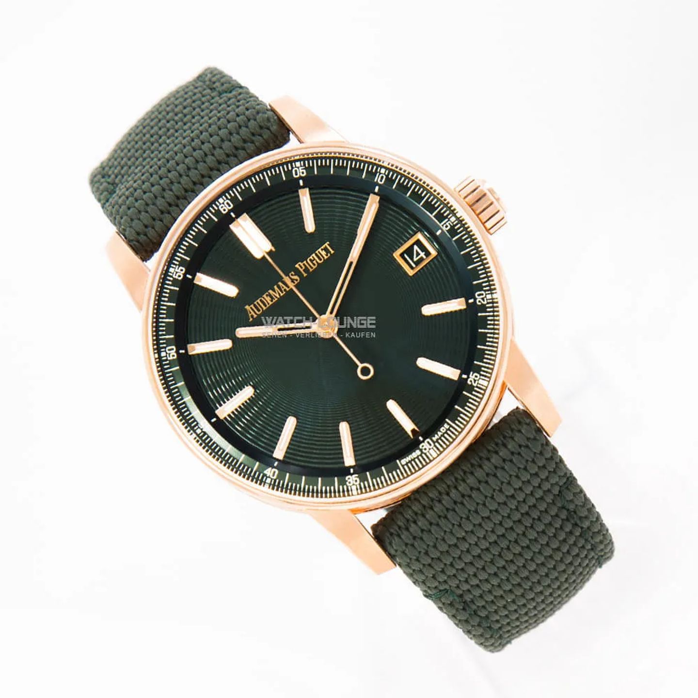 Audemars Piguet CODE 11.59 15210OR.OO.A056KB.01 (2024) - Green dial 41 mm Rose Gold case (2/8)