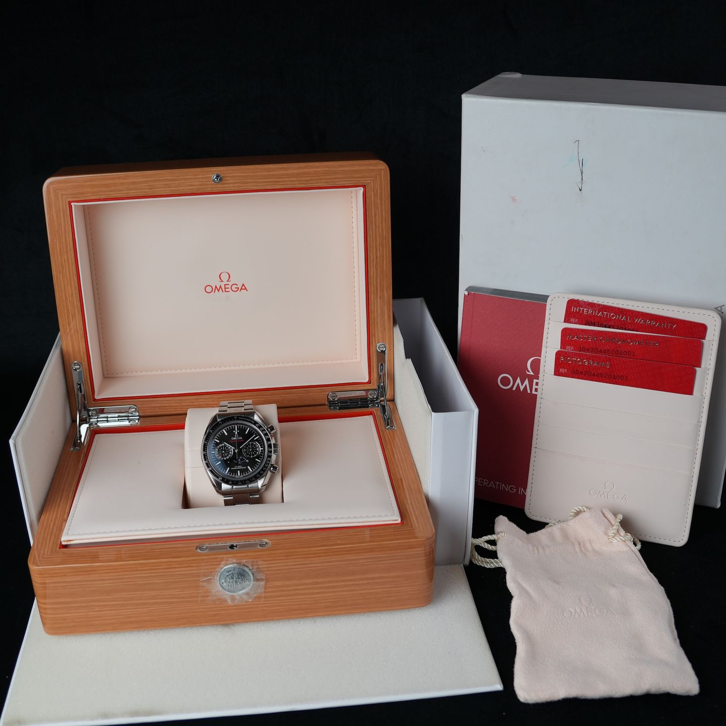 Omega Speedmaster Moonphase 304.30.44.52.01.001 (2018) - Black dial 44 mm Steel case (8/8)