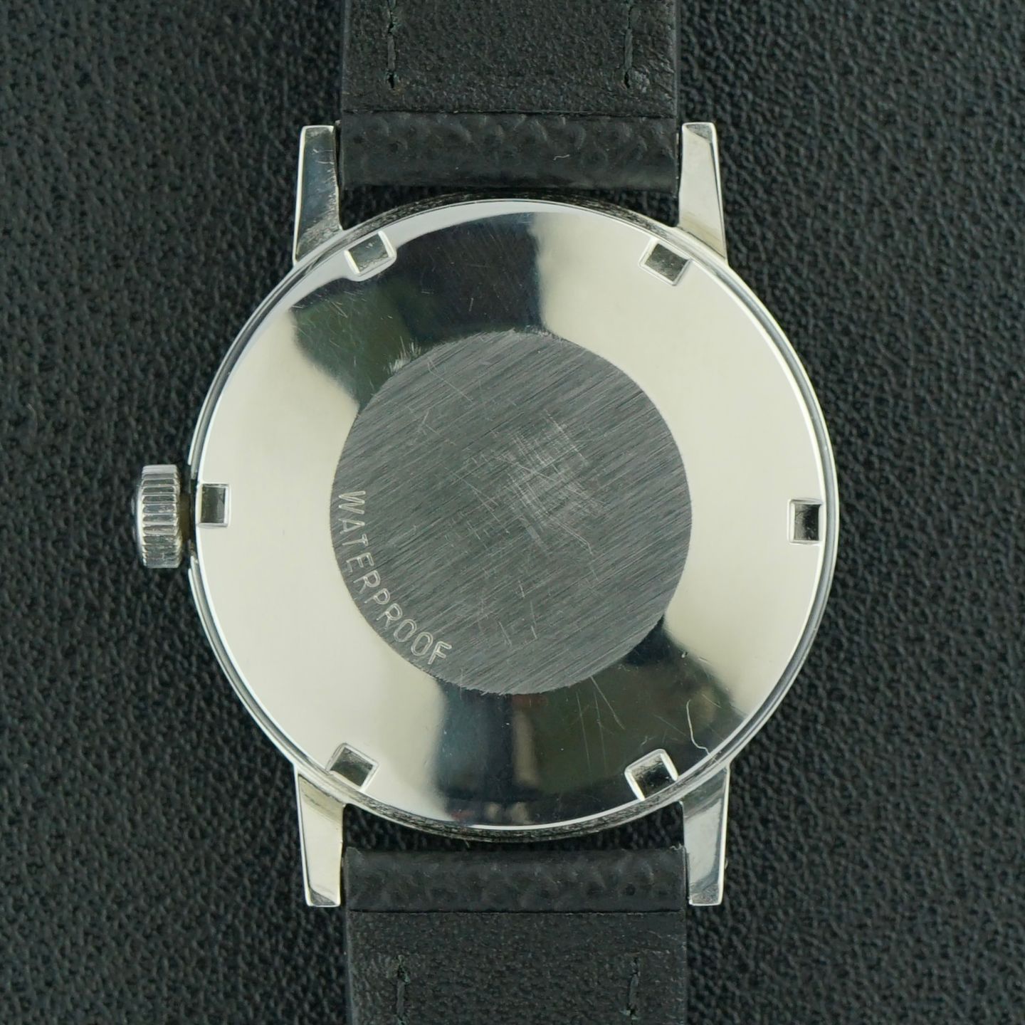 Omega Genève 166.098 (1971) - Black dial 35 mm Steel case (3/8)