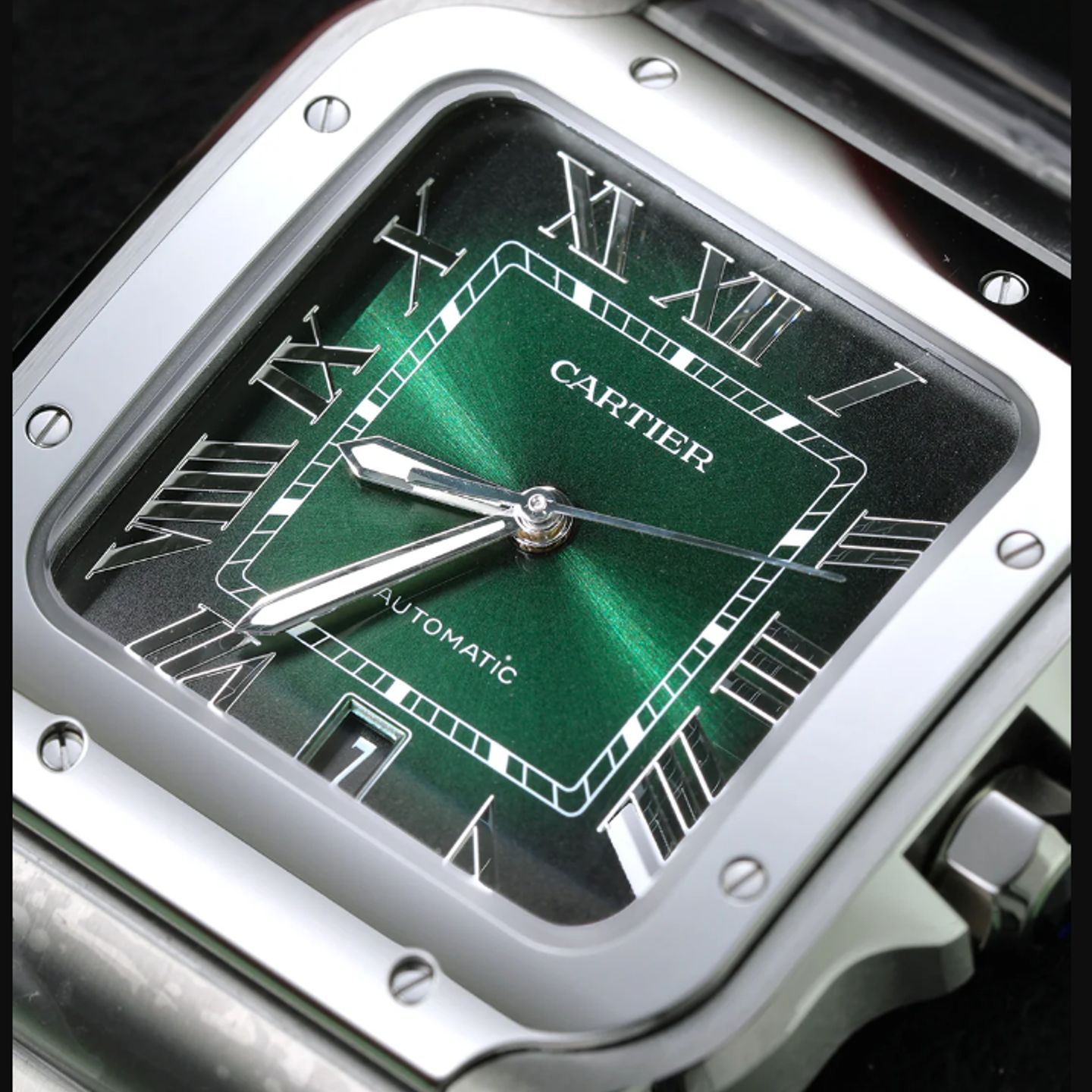 Cartier Santos WSSA0062 (2024) - Green dial 40 mm Steel case (2/4)