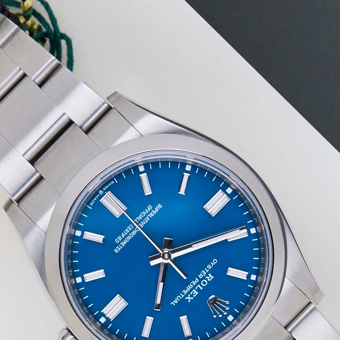 Rolex Oyster Perpetual 36 126000 - (4/8)