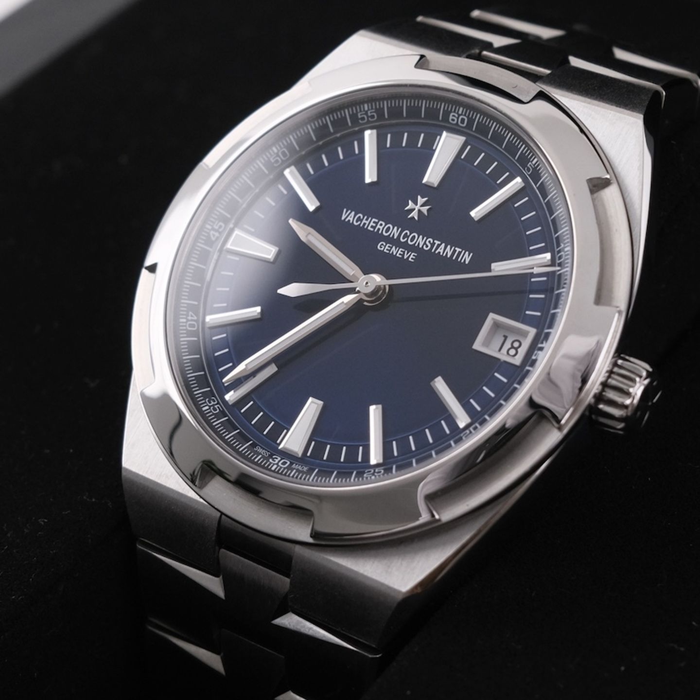 Vacheron Constantin Overseas 4500V/110A-B128 (2019) - Blue dial 42 mm Steel case (1/8)