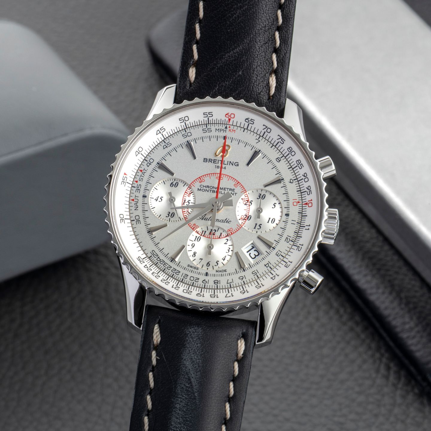 Breitling Montbrillant AB0130012/G709 (Unknown (random serial)) - Silver dial 40 mm Steel case (3/8)