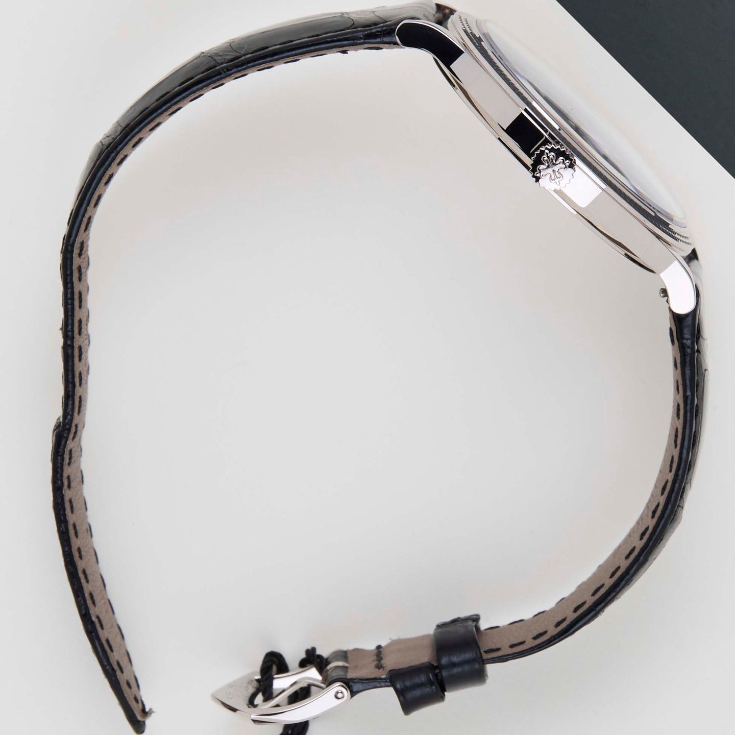 Patek Philippe Calatrava 6119G-001 (2023) - Grey dial 39 mm White Gold case (7/8)