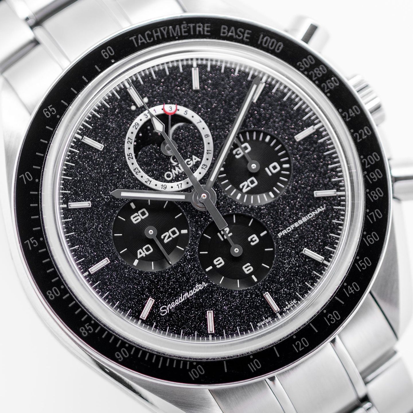 Omega Speedmaster Professional Moonwatch Moonphase 311.33.44.32.01.001 (2018) - Zwart wijzerplaat 44mm Staal (2/8)