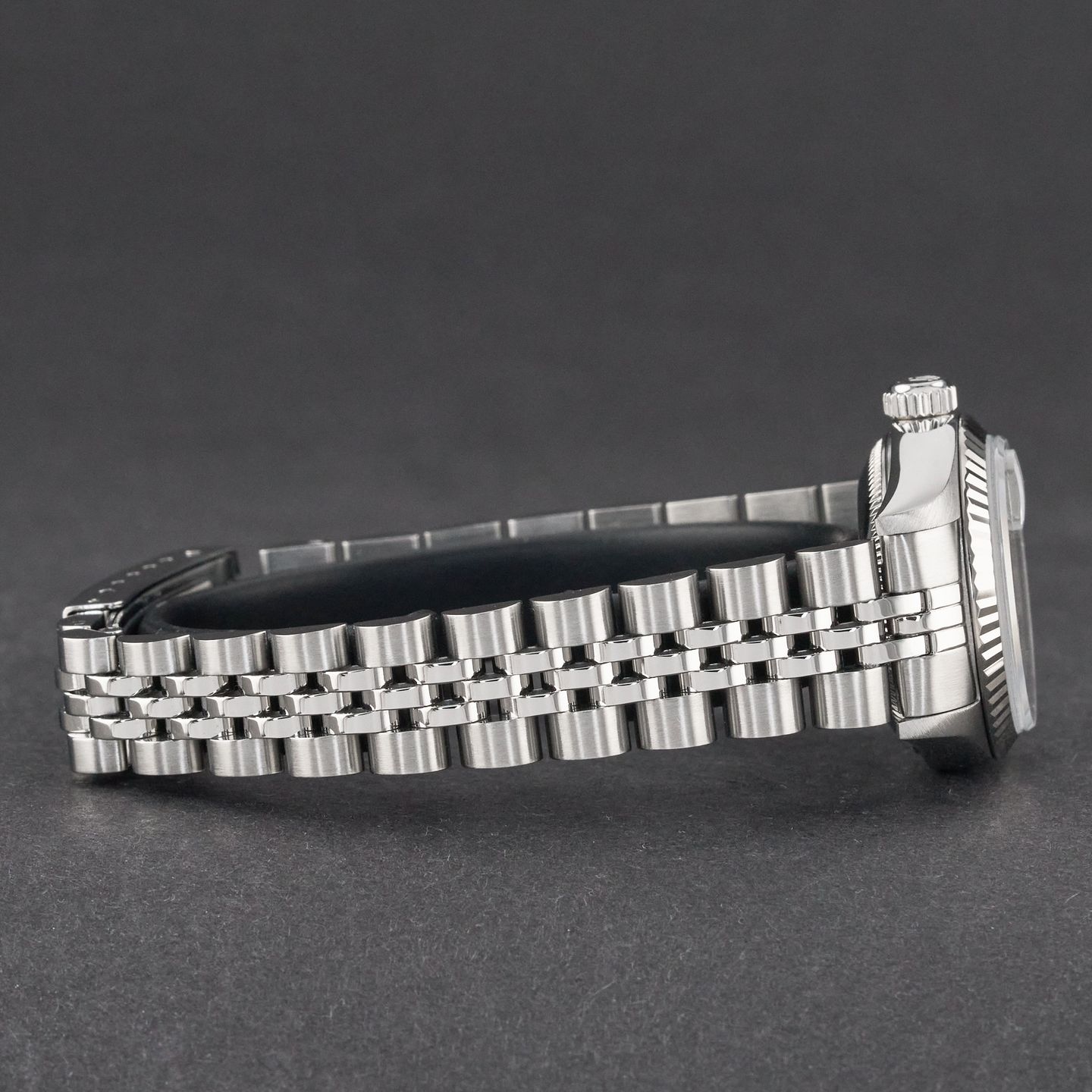 Rolex Lady-Datejust 69174 (1997) - Silver dial 26 mm Steel case (6/8)