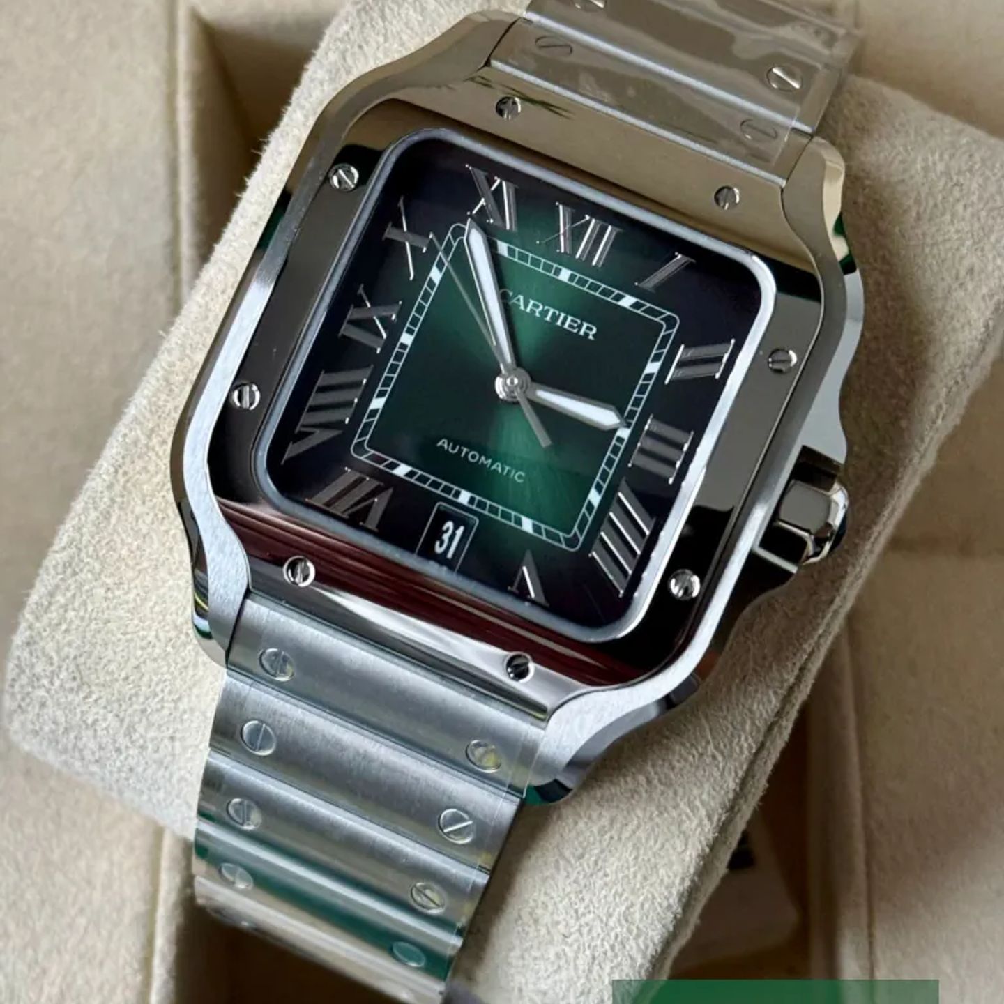 Cartier Santos WSSA0062 (2026) - Green dial 40 mm Steel case (3/7)