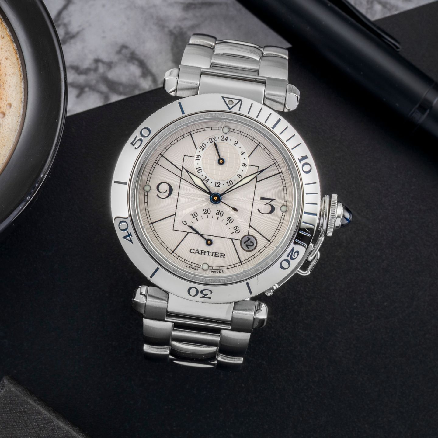 Cartier Pasha W31037H3 (2005) - Zilver wijzerplaat 38mm Staal (1/8)