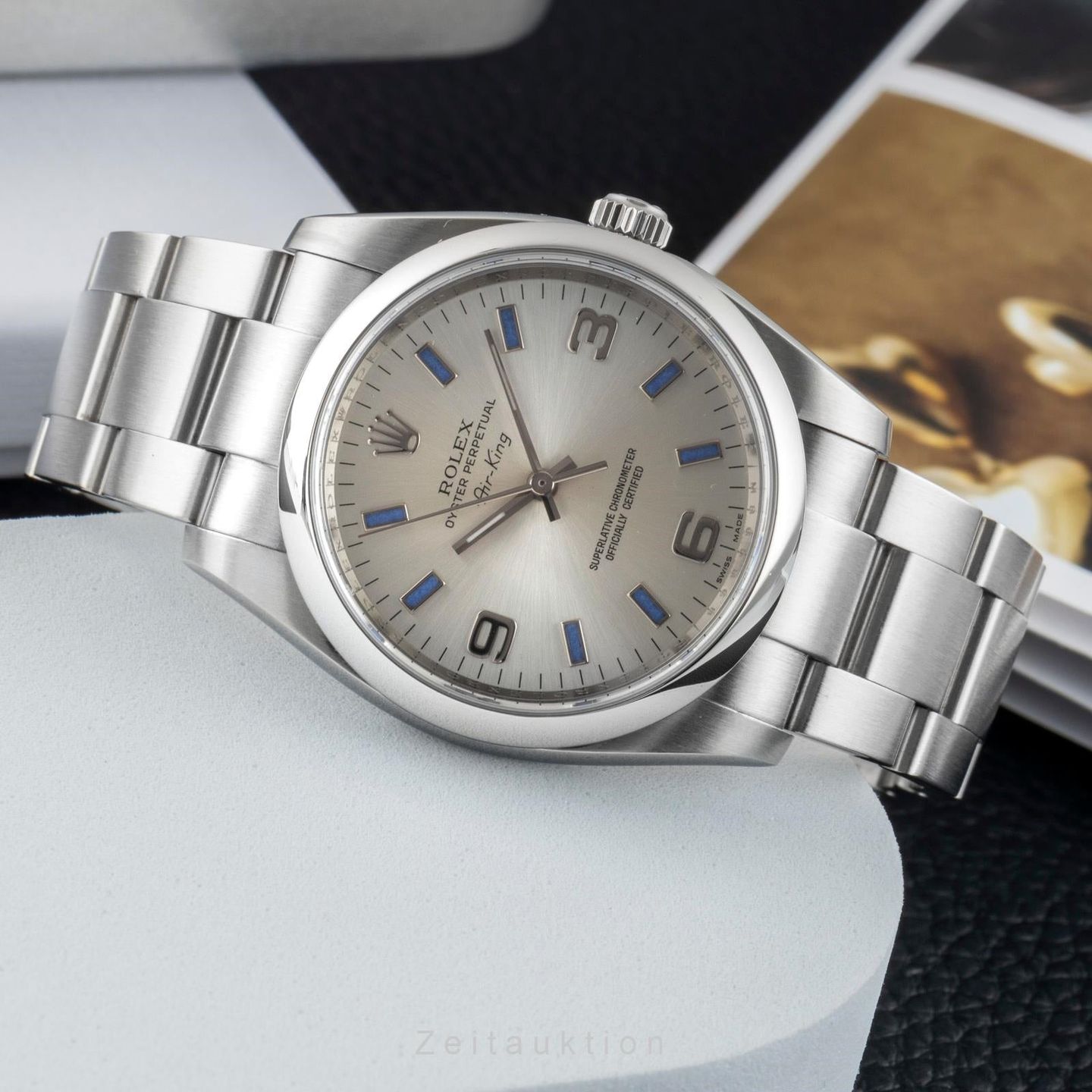 Rolex Oyster Perpetual 34 114200 (Unknown (random serial)) - Silver dial 34 mm Steel case (2/8)