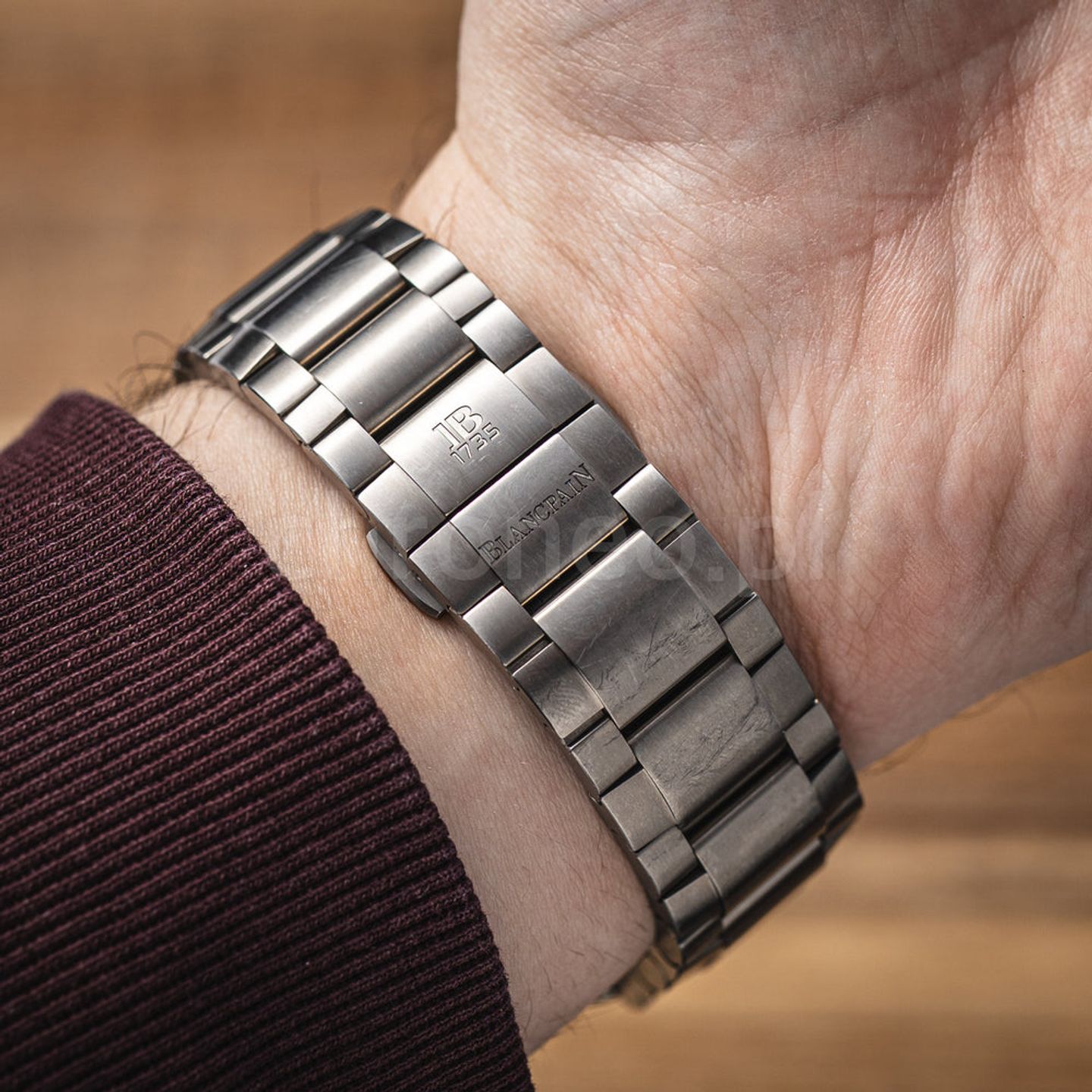 Blancpain Fifty Fathoms 5015-12B30-98B (2022) - Black dial 46 mm Titanium case (4/8)