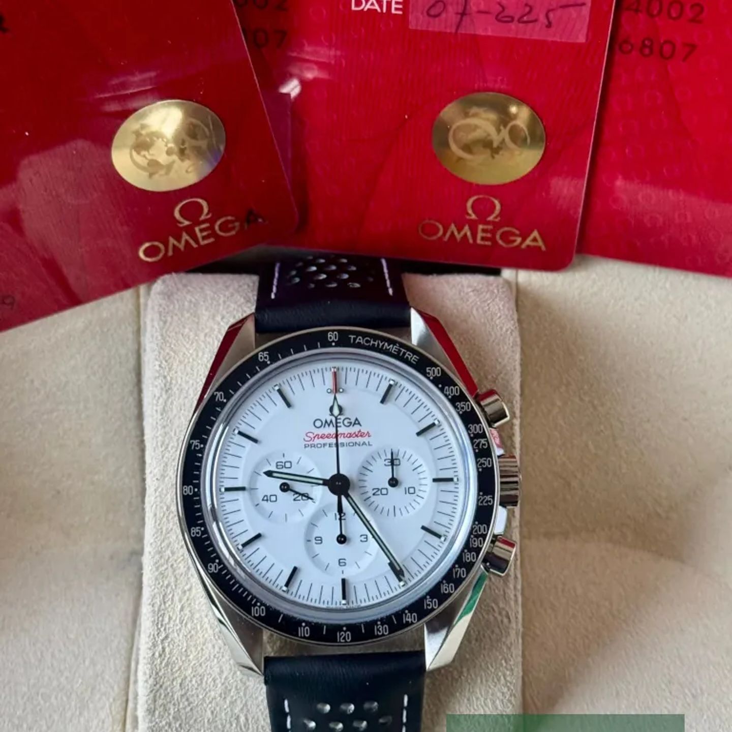 Omega Speedmaster Professional Moonwatch 310.32.42.50.04.002 (2025) - Wit wijzerplaat 42mm Staal (7/7)