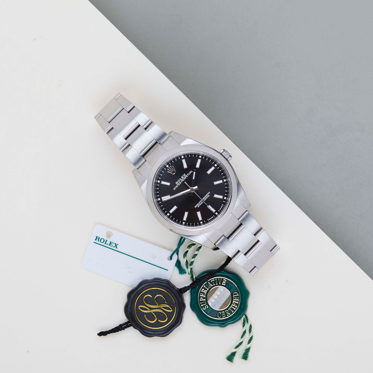 Rolex Oyster Perpetual 39 114300 - (2/8)