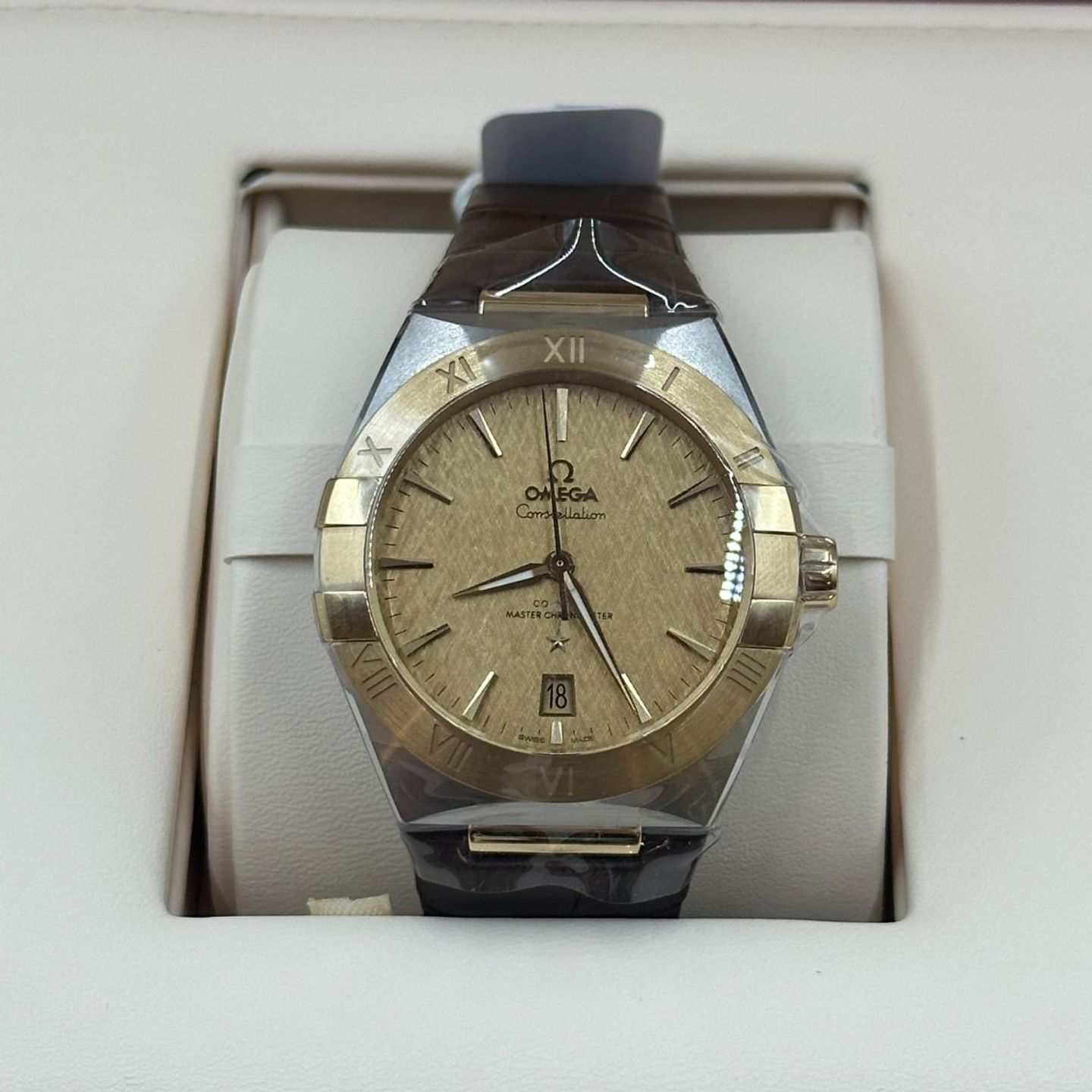 Omega Constellation 131.23.39.20.08.001 - (5/8)