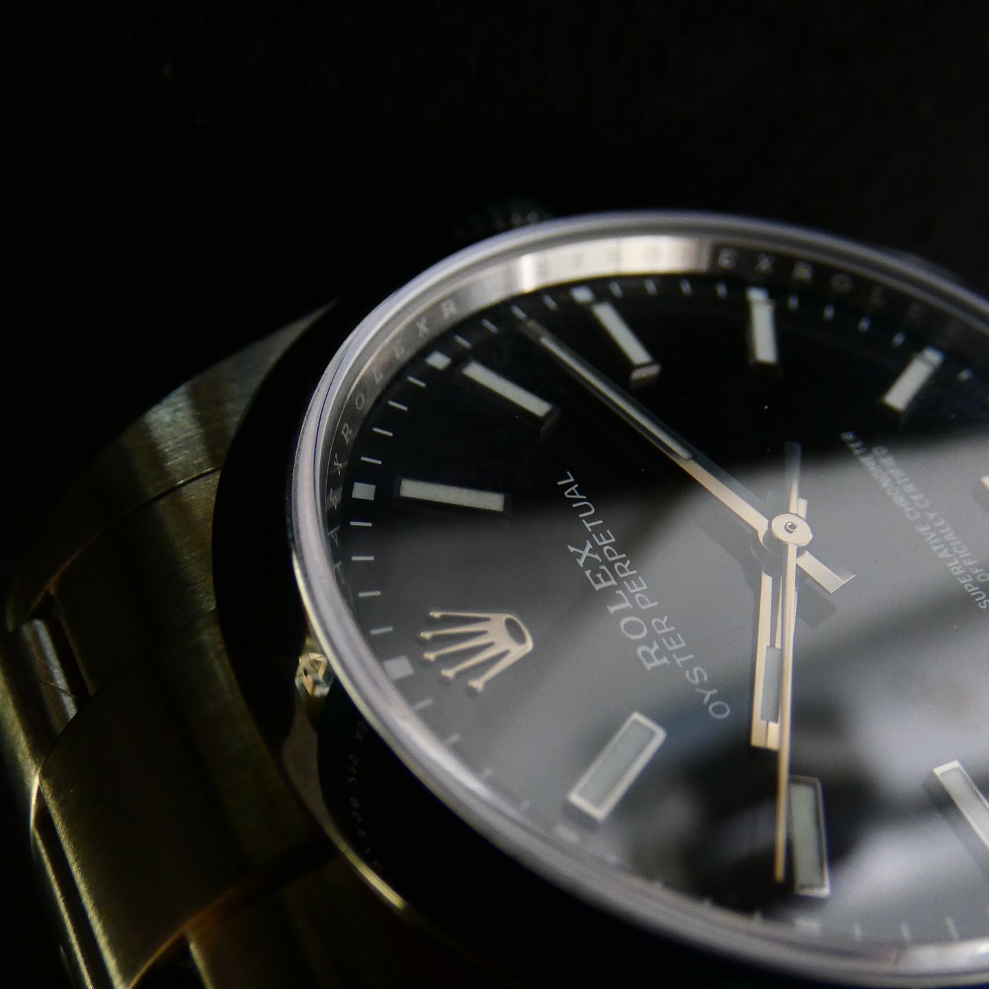 Rolex Oyster Perpetual 39 114300 - (2/5)