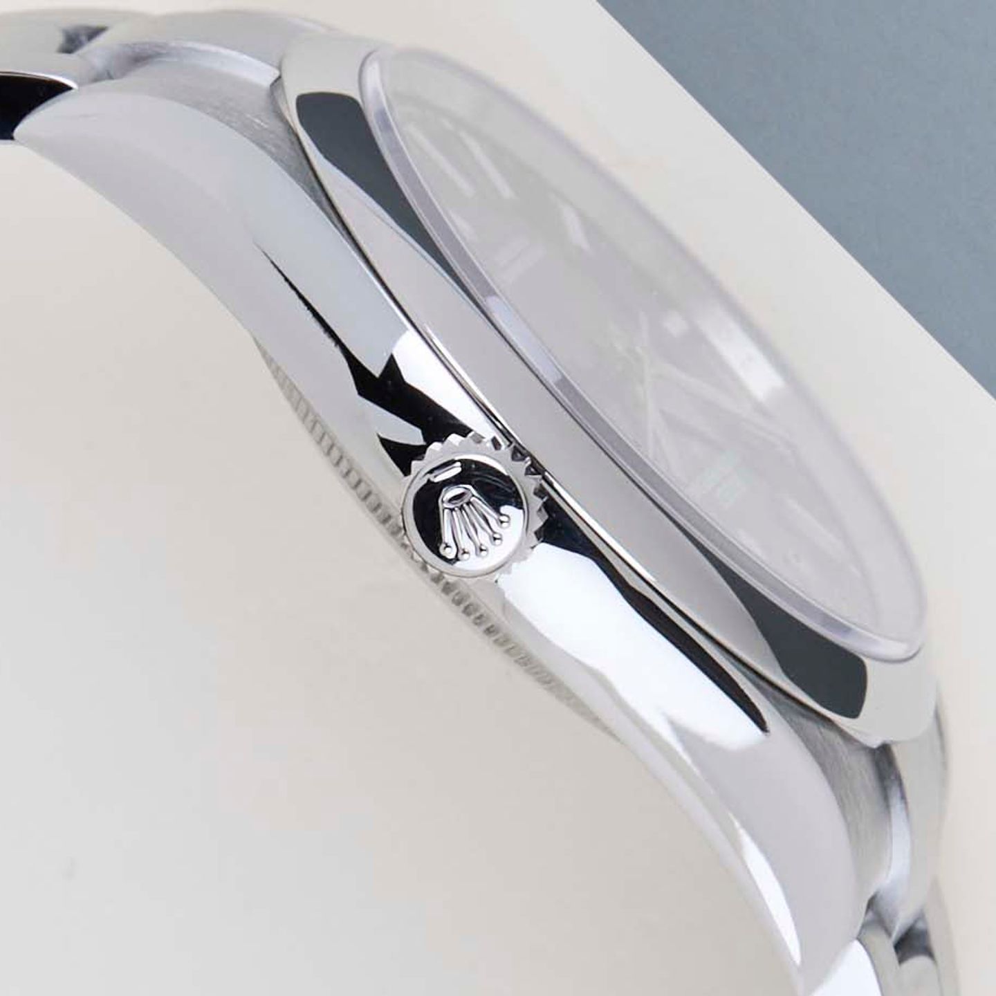 Rolex Oyster Perpetual 39 114300 - (8/8)