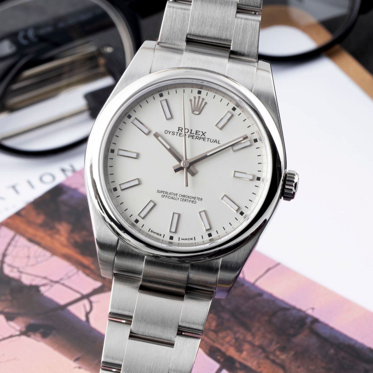 Rolex Oyster Perpetual 39 114300 (Unknown (random serial)) - White dial 39 mm Steel case (3/8)