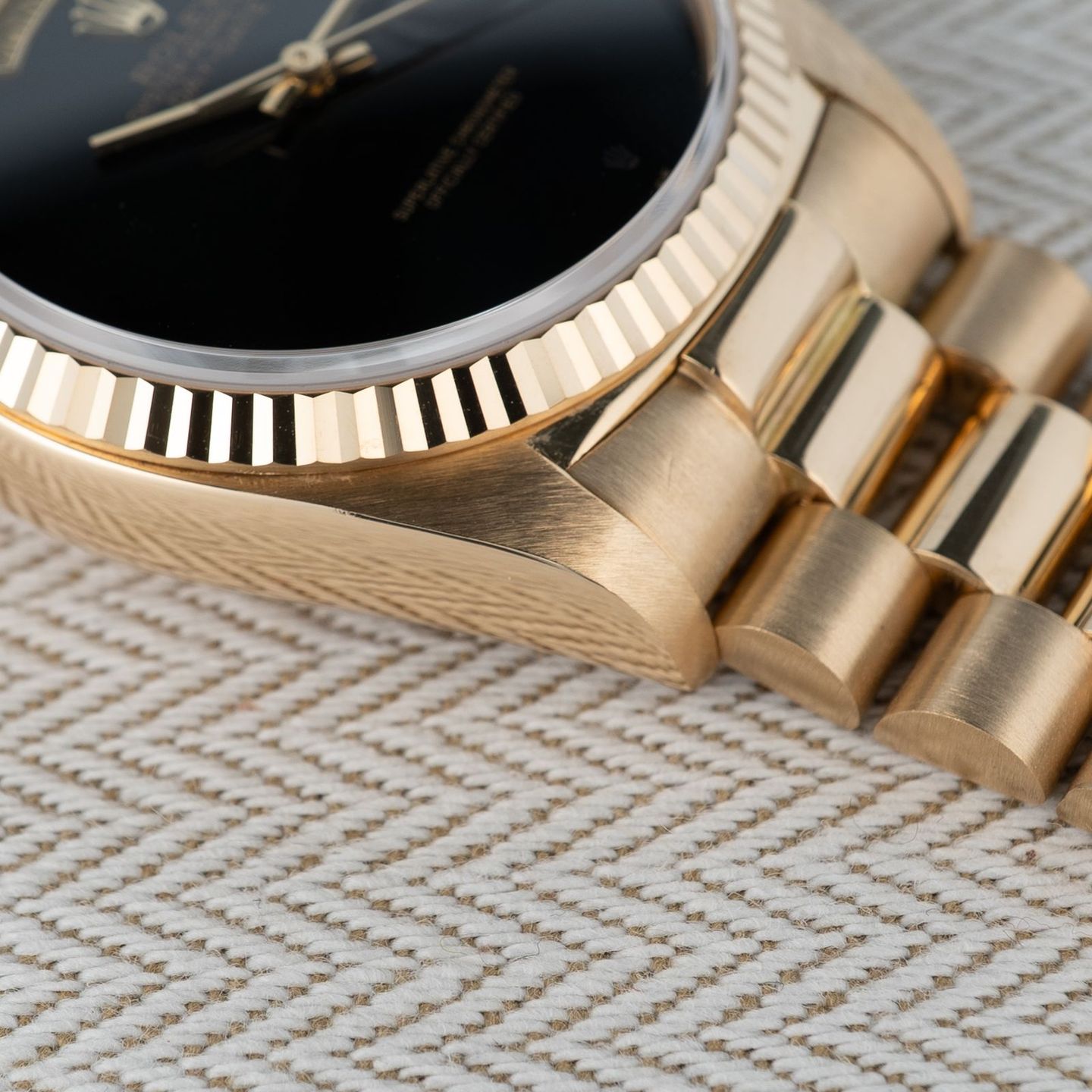 Rolex Day-Date 36 18038 (1978) - Black dial 36 mm Yellow Gold case (8/8)