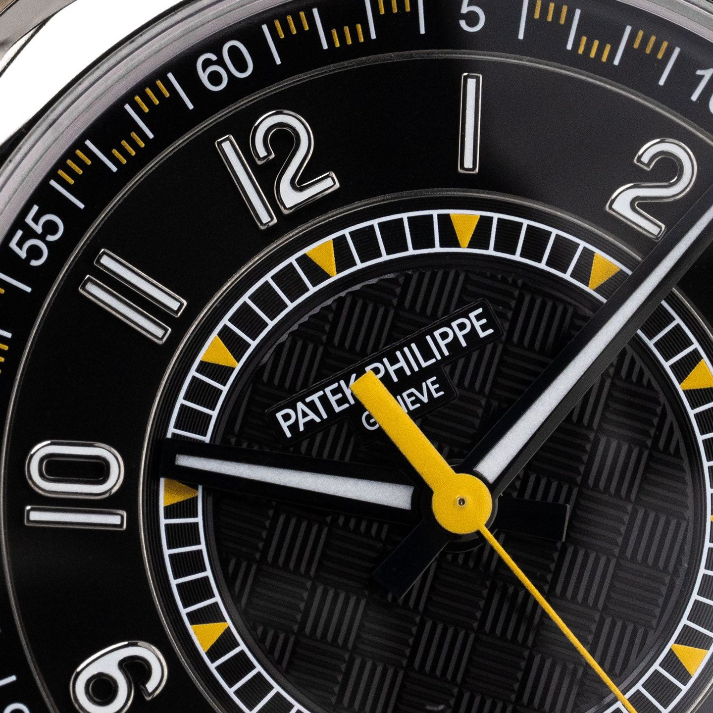 Patek Philippe Calatrava 6007G-011 (2023) - Black dial 40 mm White Gold case (3/8)