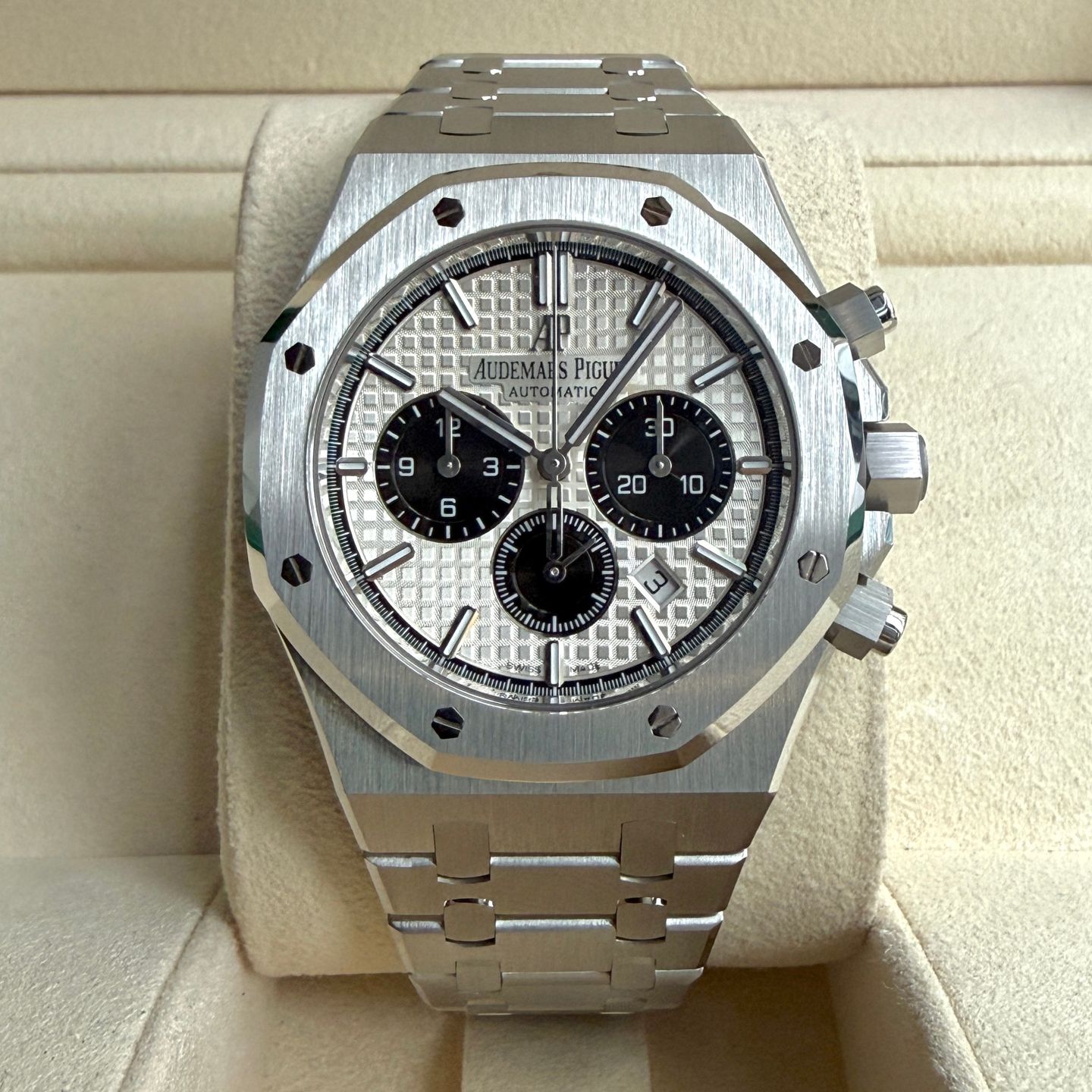Audemars Piguet Royal Oak Chronograph 26331ST.OO.1220ST.03 - (1/7)