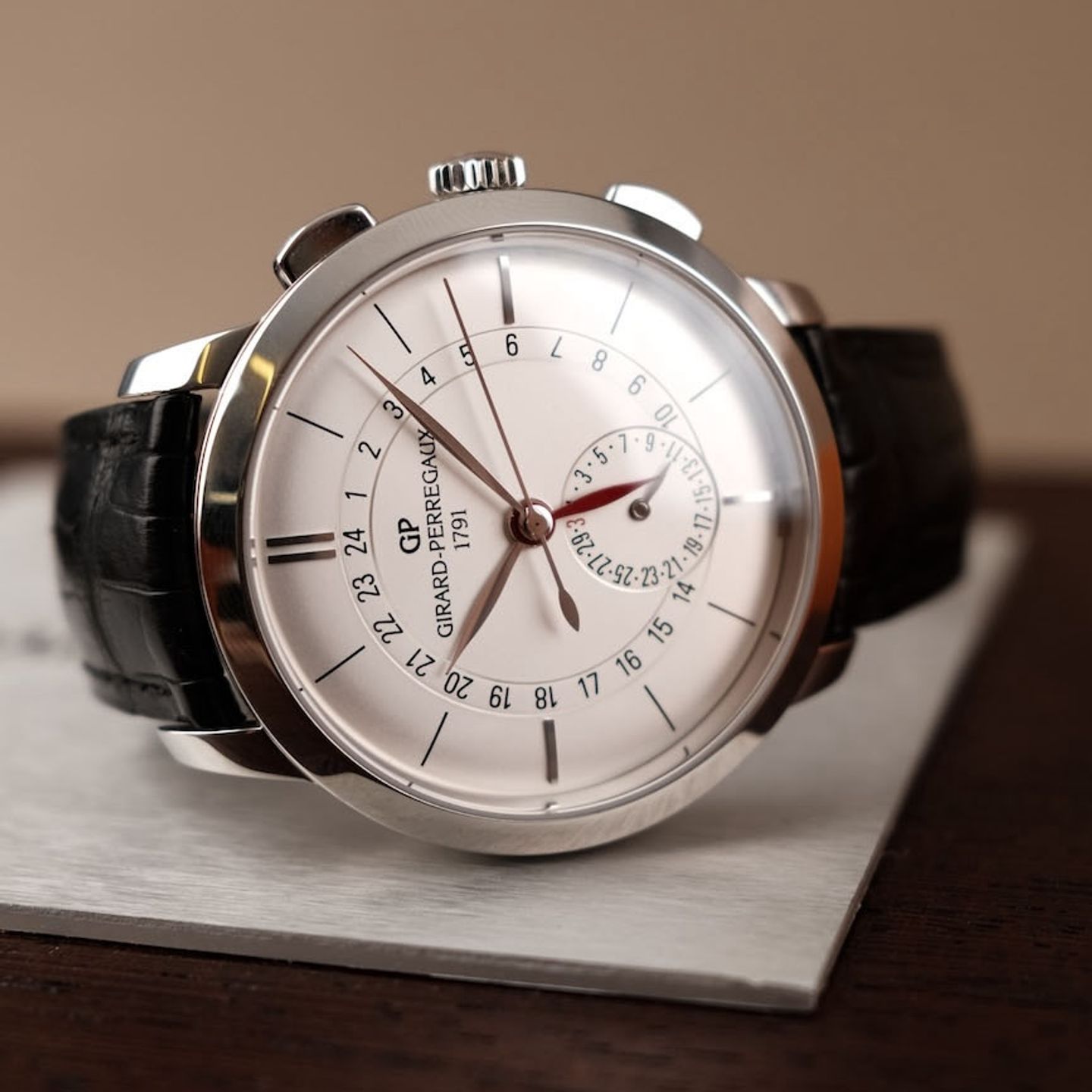 Girard-Perregaux 1966 49544-11-132-BB60 - (1/8)