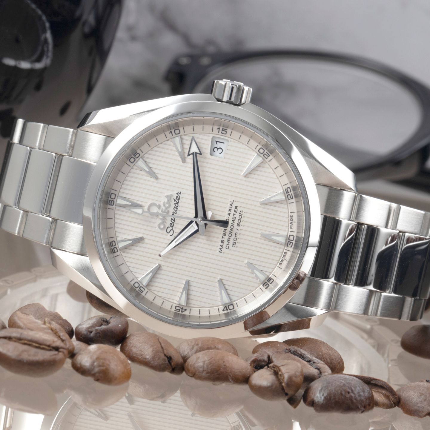 Omega Seamaster Aqua Terra 231.10.39.21.02.002 (Onbekend (willekeurig serienummer)) - Zilver wijzerplaat 39mm Staal (2/8)