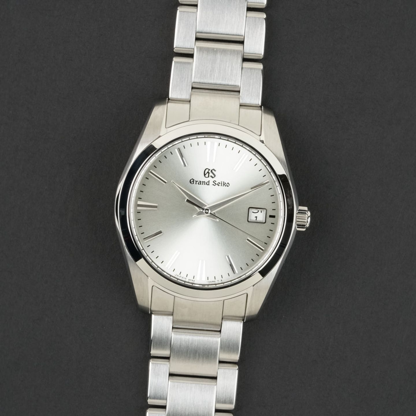 Grand Seiko Heritage Collection SBGX263 (2025) - Silver dial 38 mm Steel case (1/8)