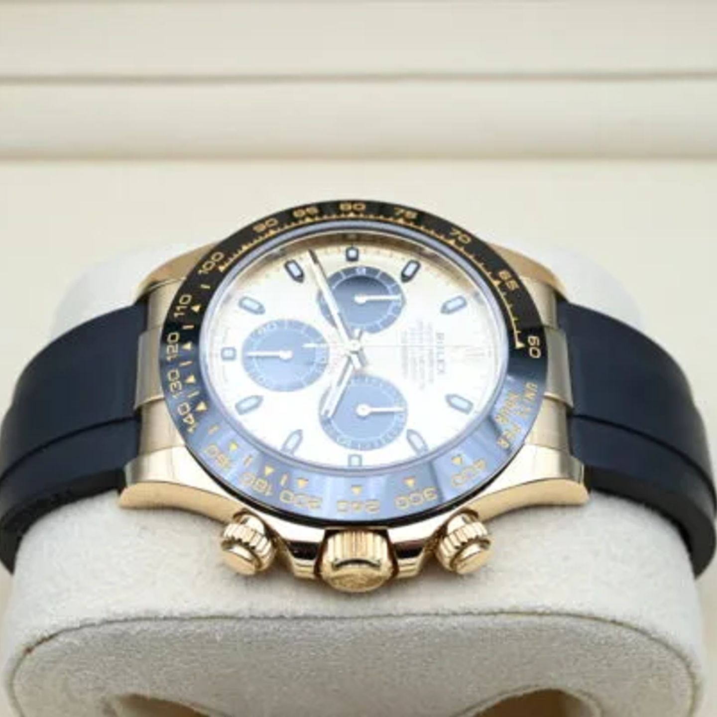 Rolex Daytona 116518LN - (8/14)