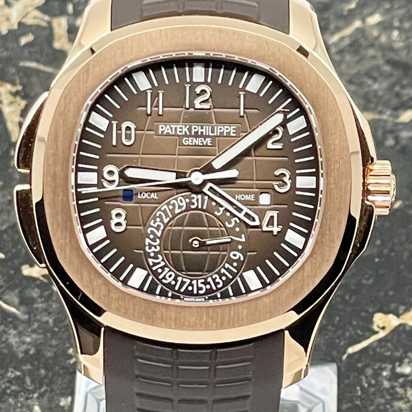 Patek Philippe Aquanaut 5164R-001 - (2/8)