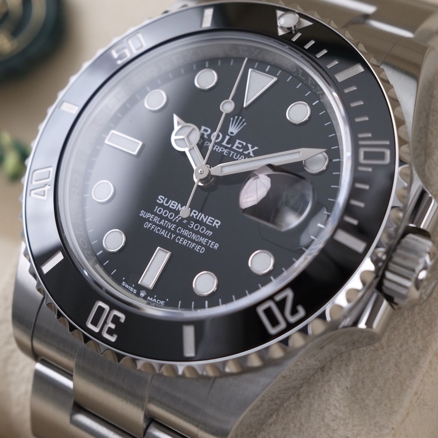 Rolex Submariner Date 126610LN - (4/8)