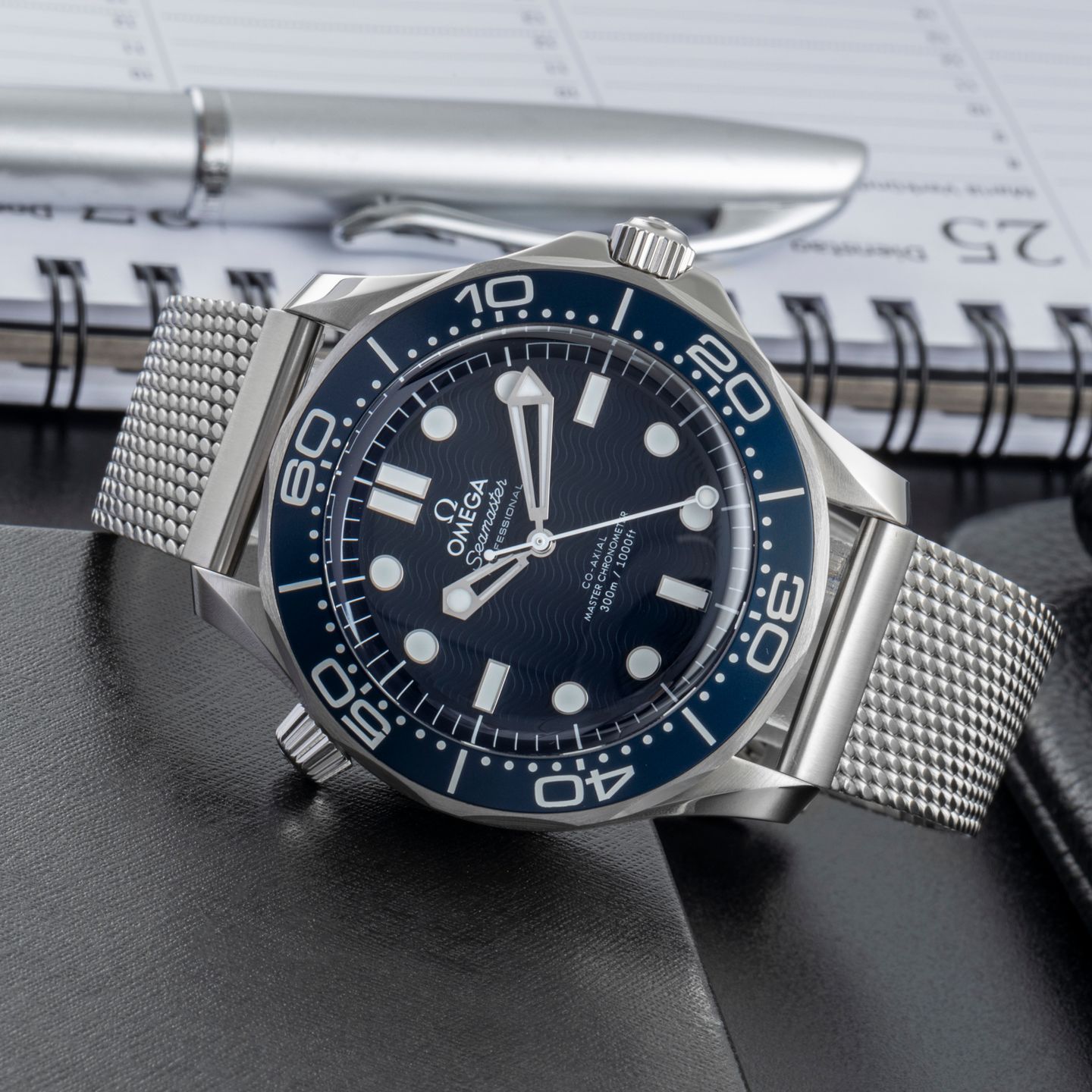 Omega Seamaster Diver 300 M 210.30.42.20.03.002 - (2/8)