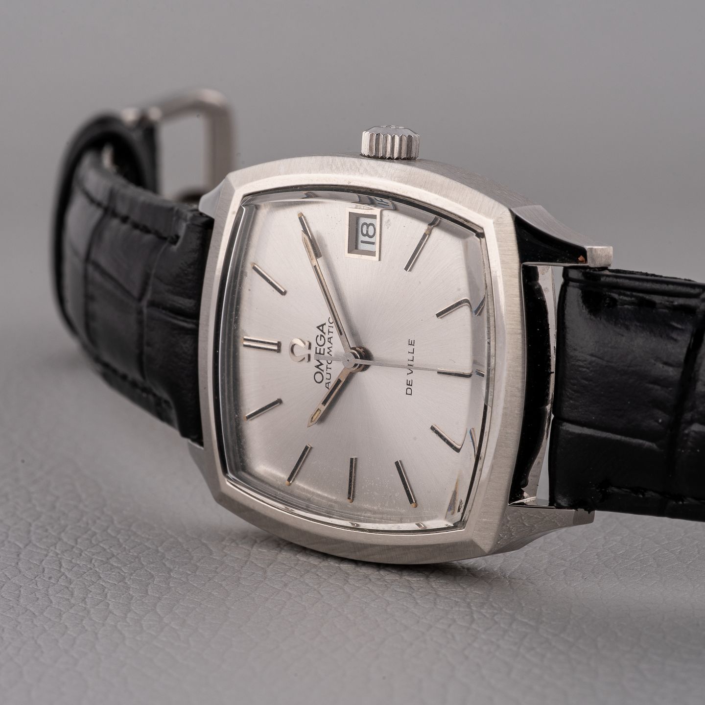 Omega De Ville 166.075 (1970) - Silver dial 33 mm Steel case (3/8)