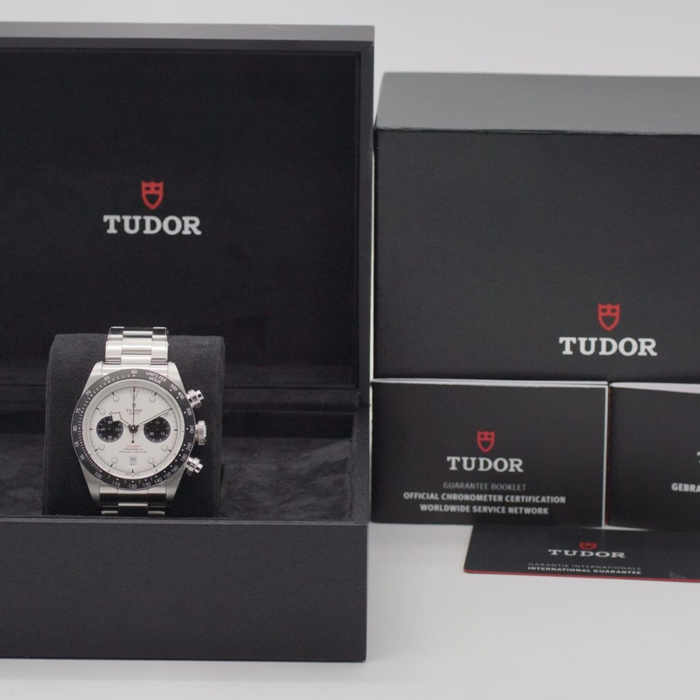 Tudor Black Bay Chrono 79360N (2021) - White dial 41 mm Steel case (2/8)