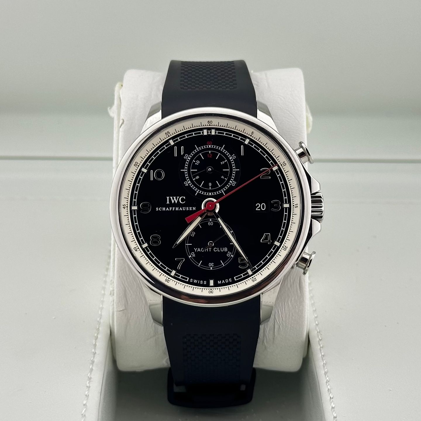 IWC Portuguese Yacht Club Chronograph IW390210 (2011) - Black dial 45 mm Steel case (1/8)