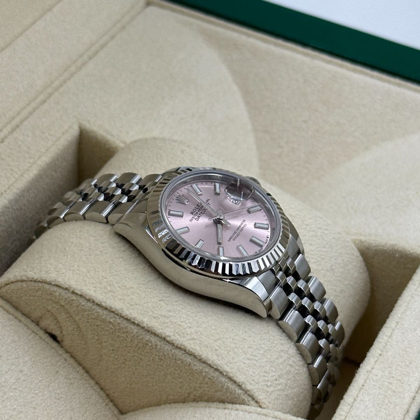 Rolex Lady-Datejust 279174 (2024) - Pink dial 28 mm Steel case (7/8)